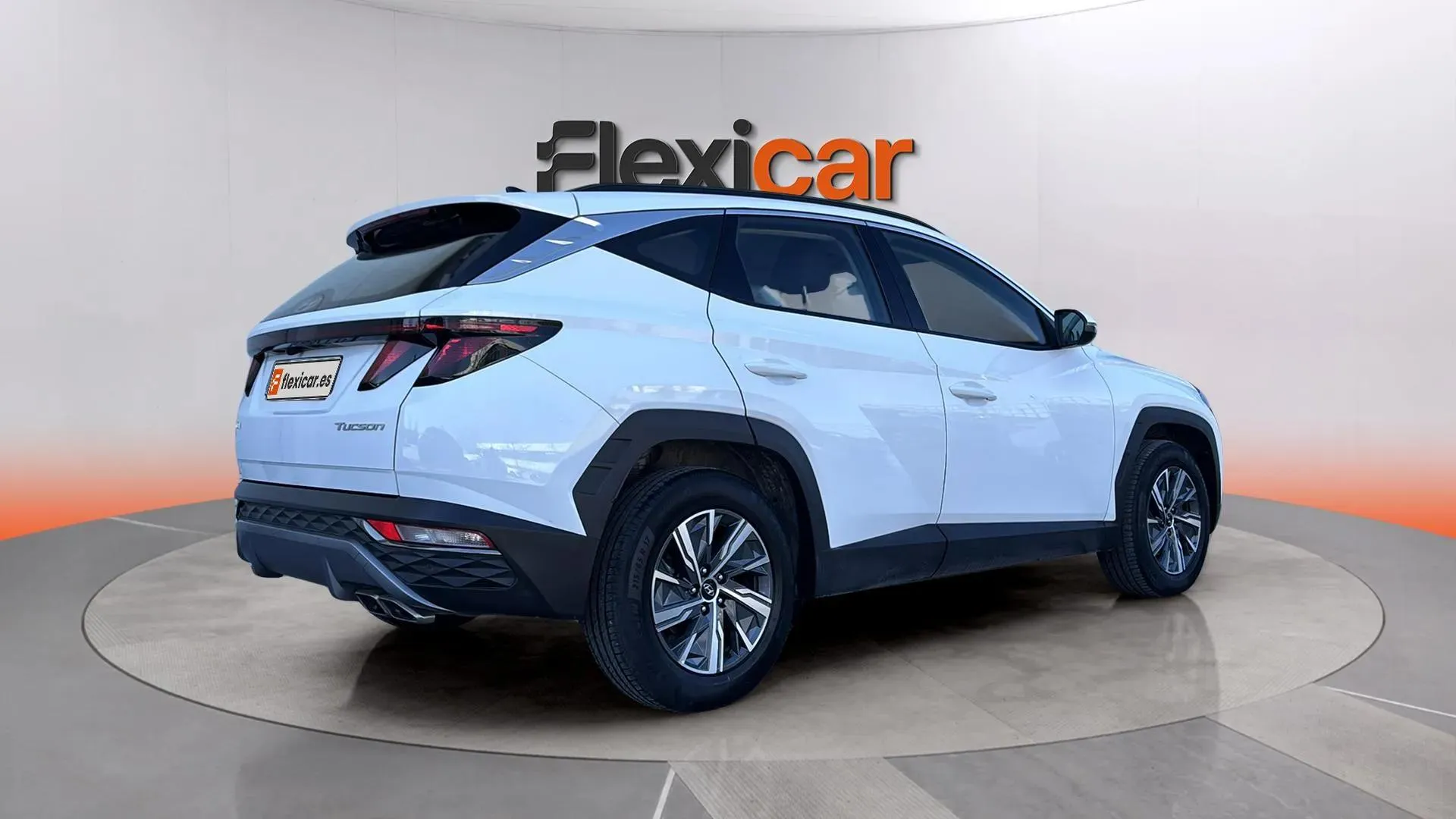 Hyundai Tucson 1.6 CRDi Maxx - foto 6