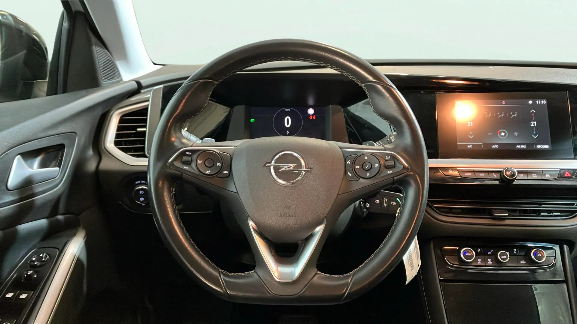 Opel Grandland 1.5 CDTi Business Edition - foto 12