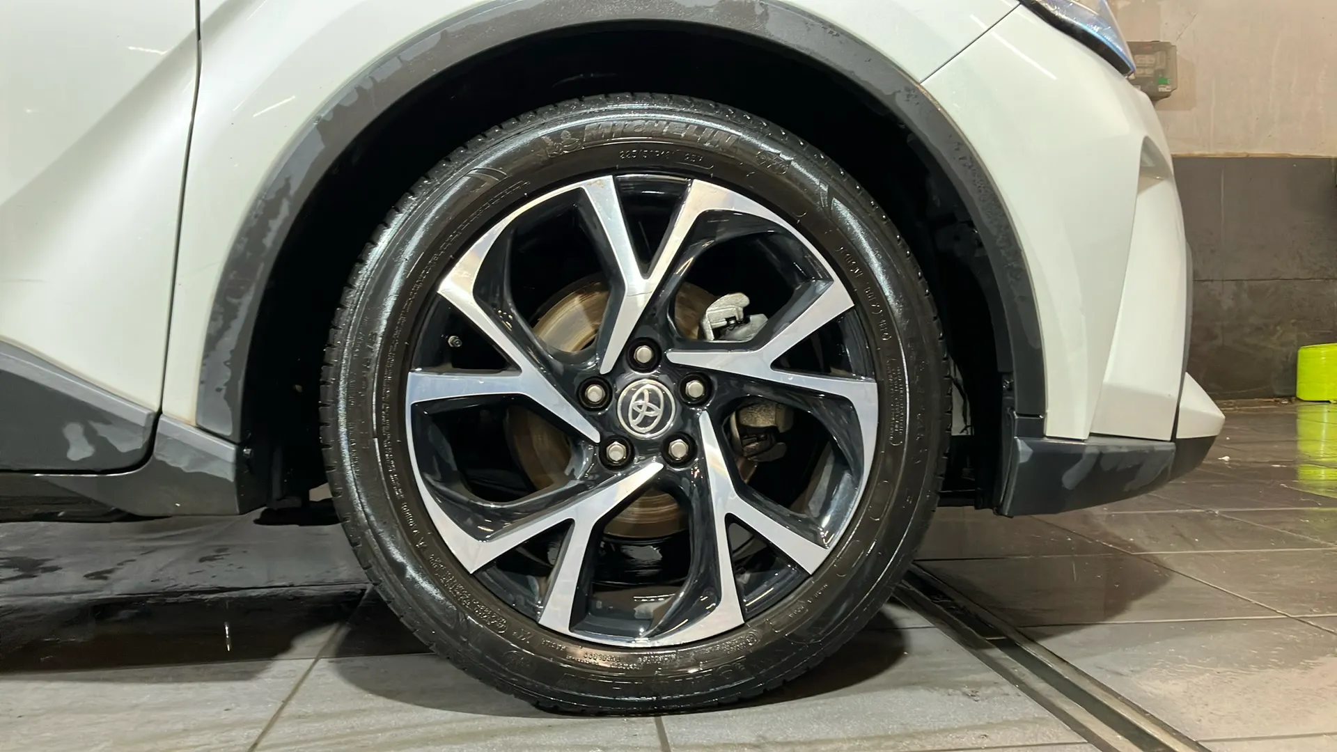 Toyota C-HR 1.8 125H Advance - foto 22