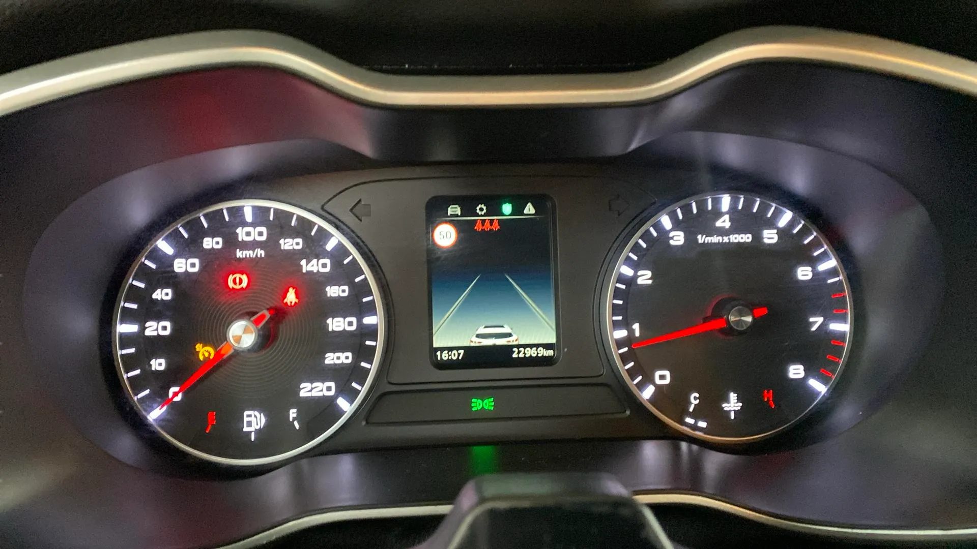 MG ZS 1.5 Comfort - foto 18