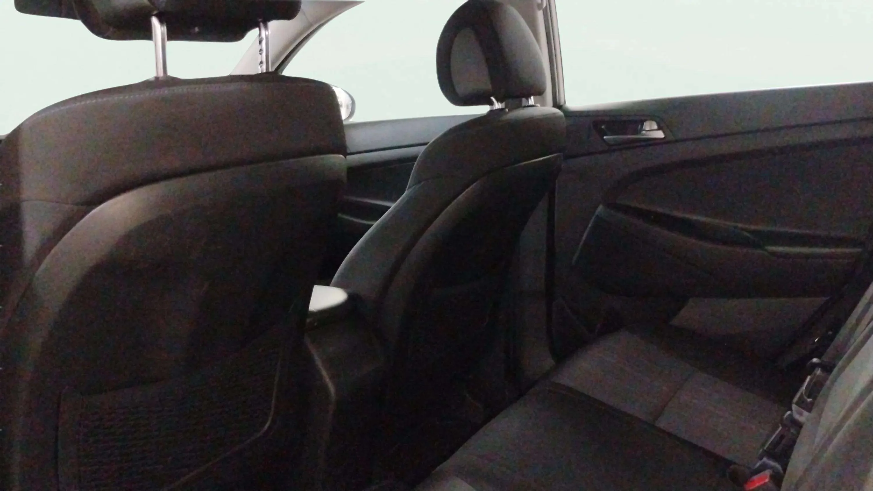 Hyundai Tucson 1.6 CRDi Essence 4x2 - foto 12