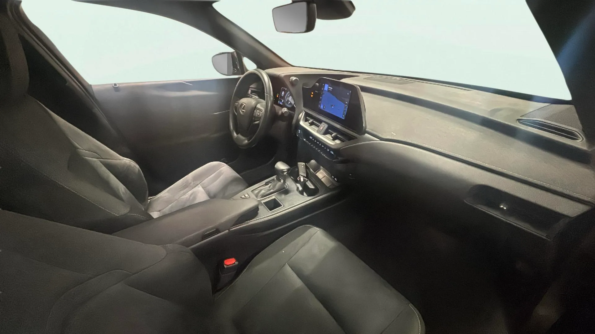 Lexus UX 2.0 250h Business - foto 11