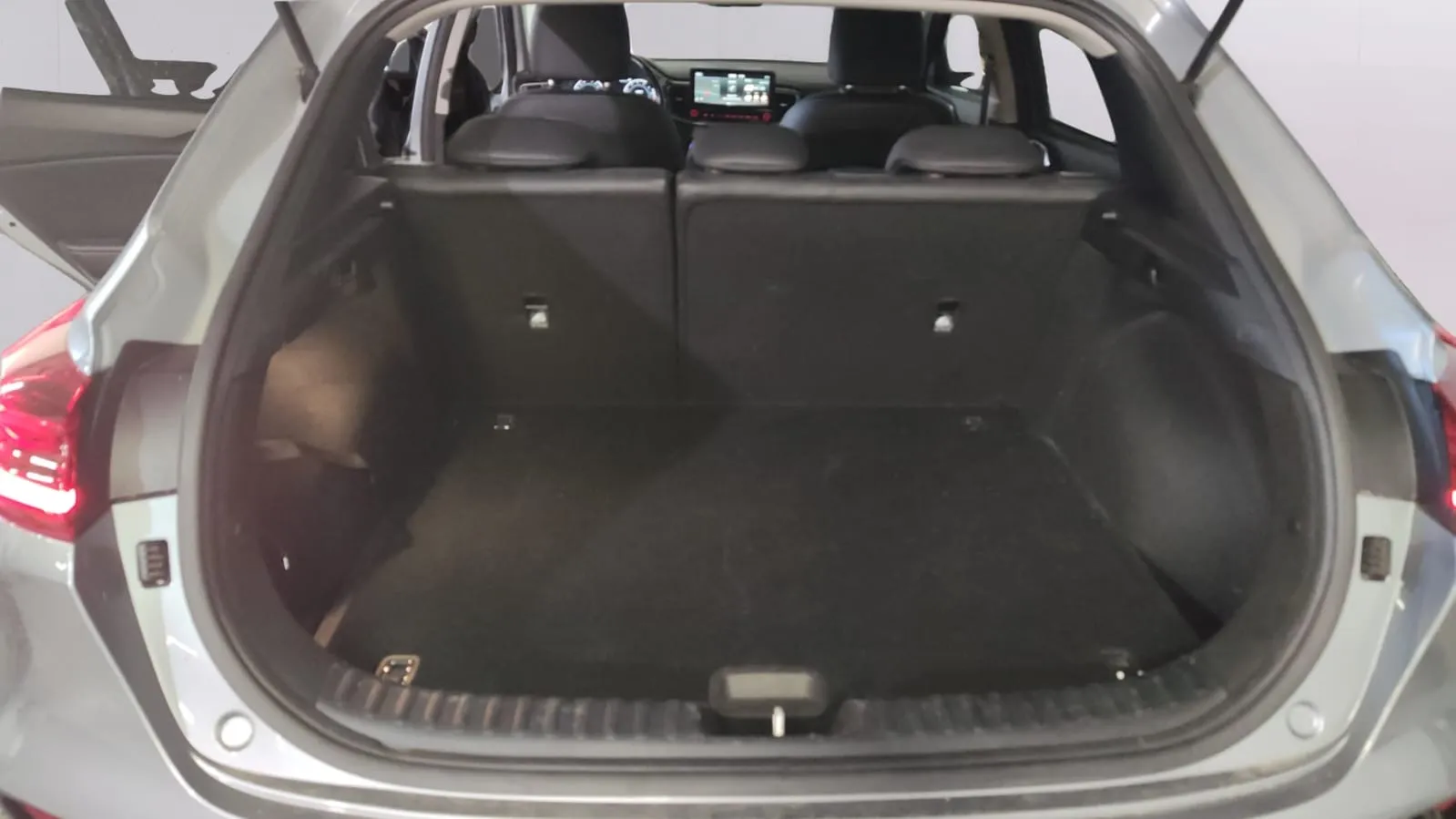 Kia XCeed 1.4 T-GDi Business DCT - foto 6