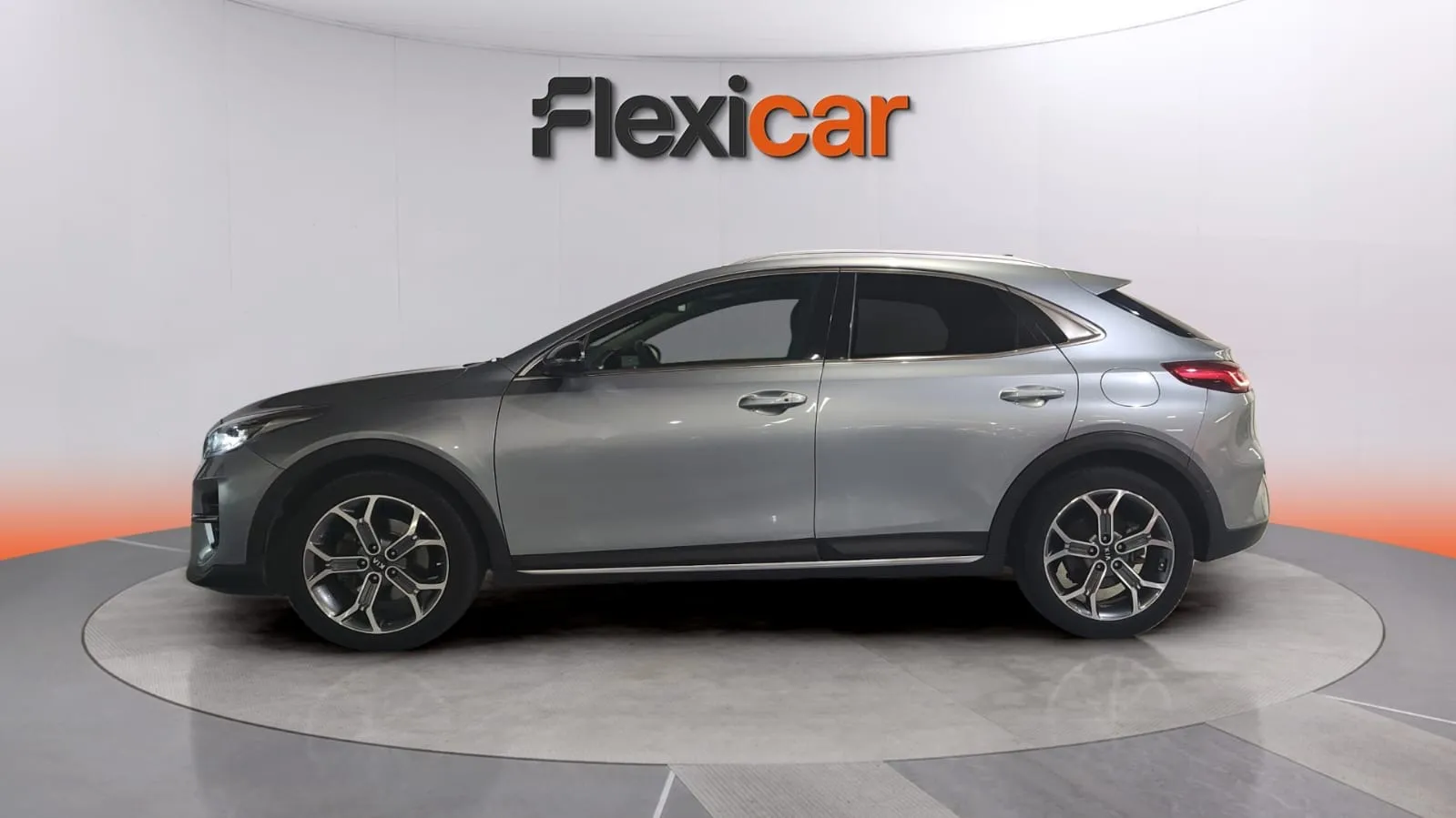 Kia XCeed 1.4 T-GDi Business DCT - foto 3