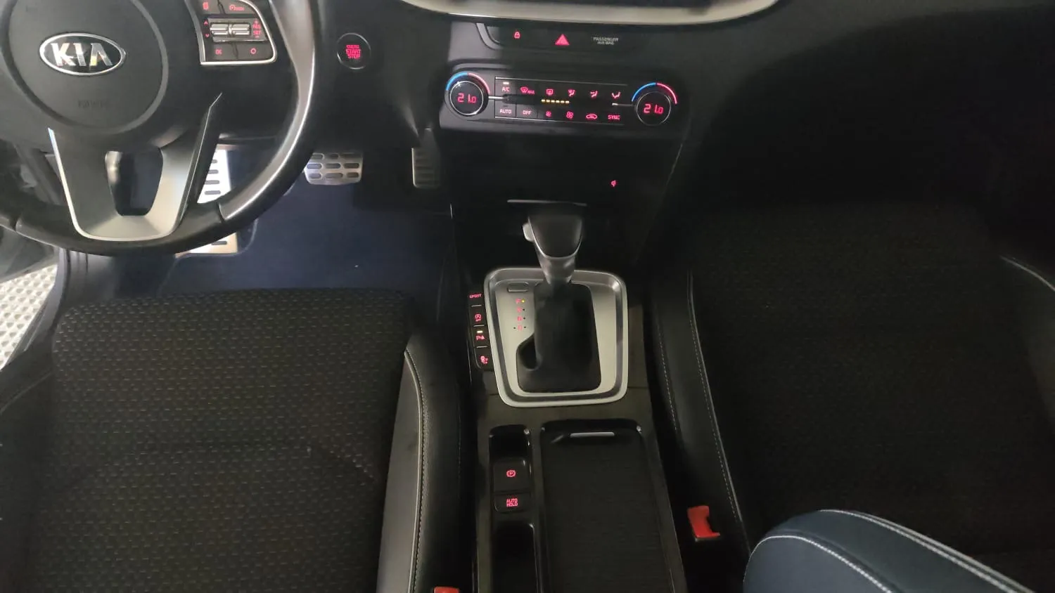Kia XCeed 1.4 T-GDi Business DCT - foto 12