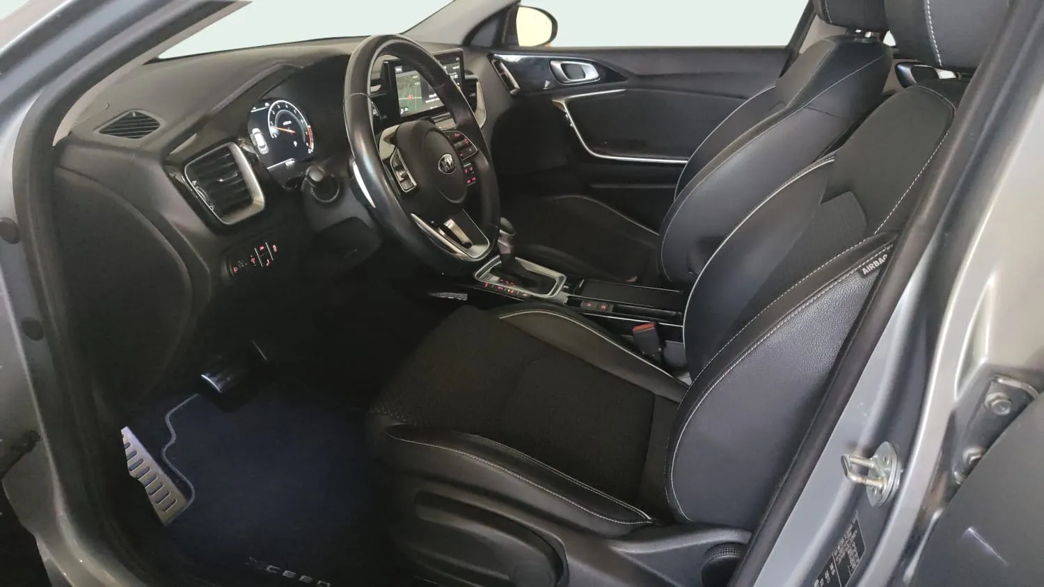 Kia XCeed 1.4 T-GDi Business DCT - foto 7