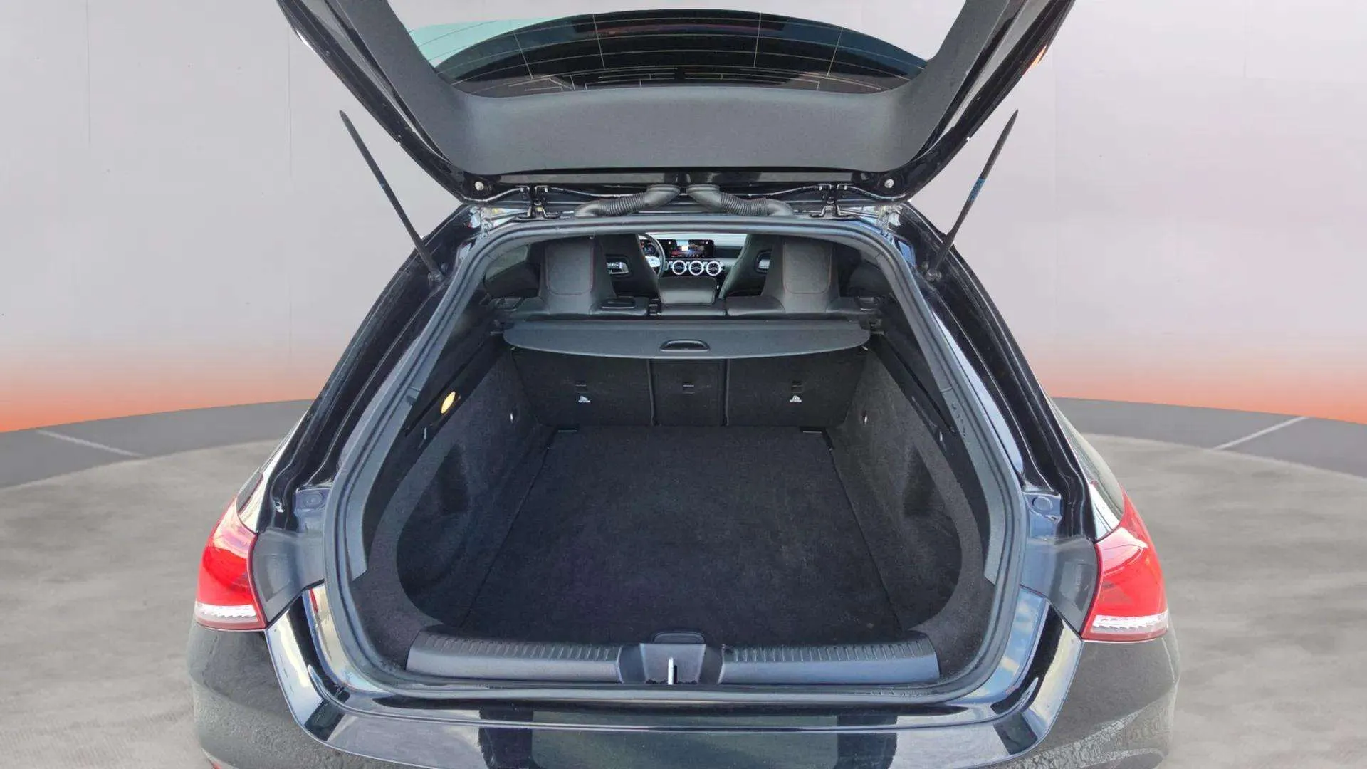 Mercedes-Benz CLA 200 Shooting Brake - foto 9