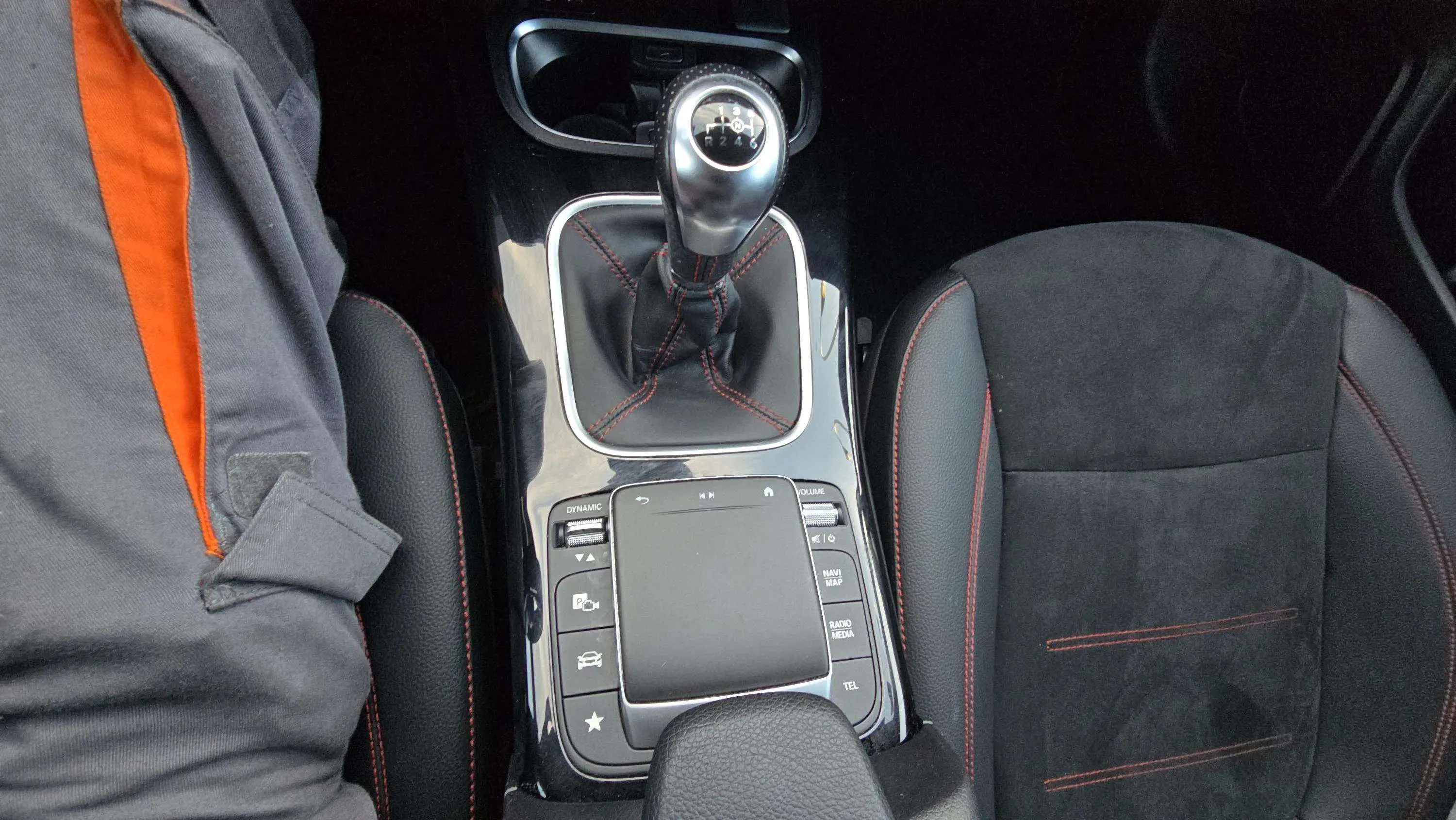 Mercedes-Benz CLA 200 Shooting Brake - foto 21