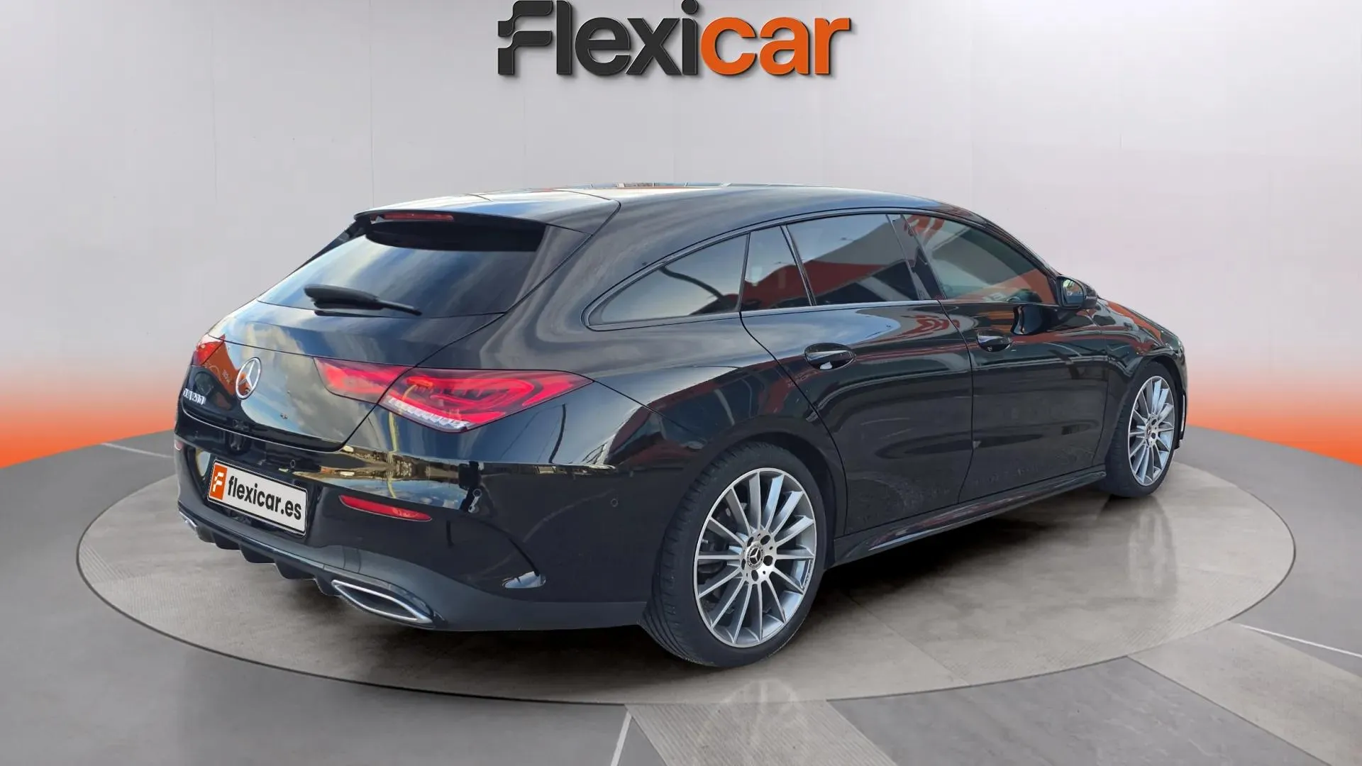 Mercedes-Benz CLA 200 Shooting Brake - foto 7