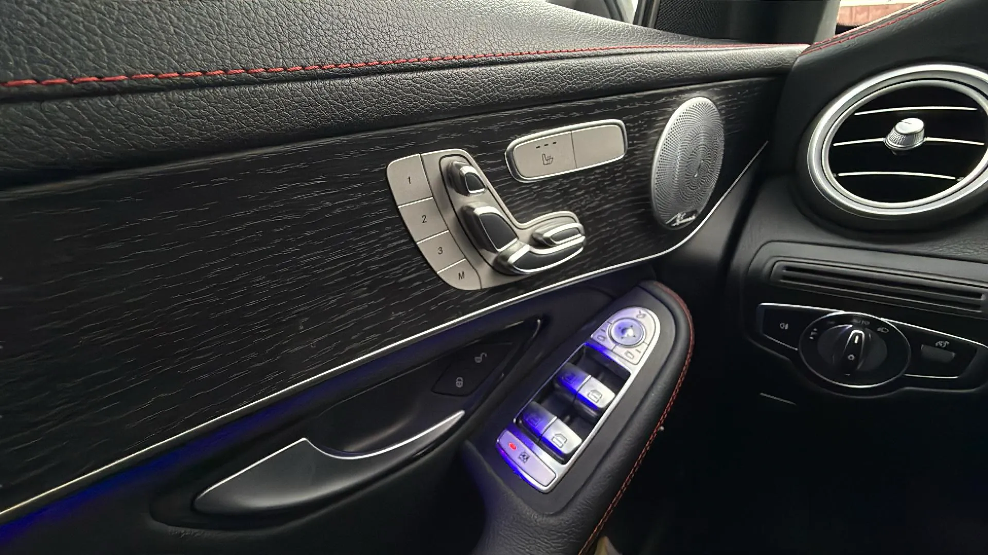 Mercedes-Benz GLC Mercedes-AMG GLC 43 4MATIC - foto 24