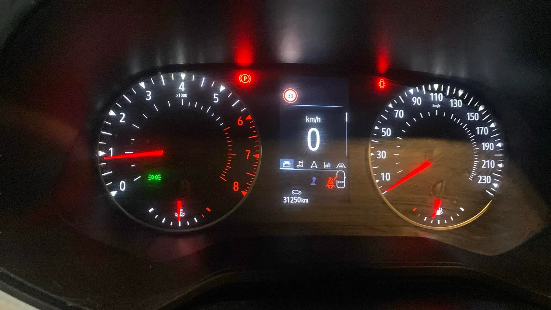 Renault Clio Evolution TCe - foto 10