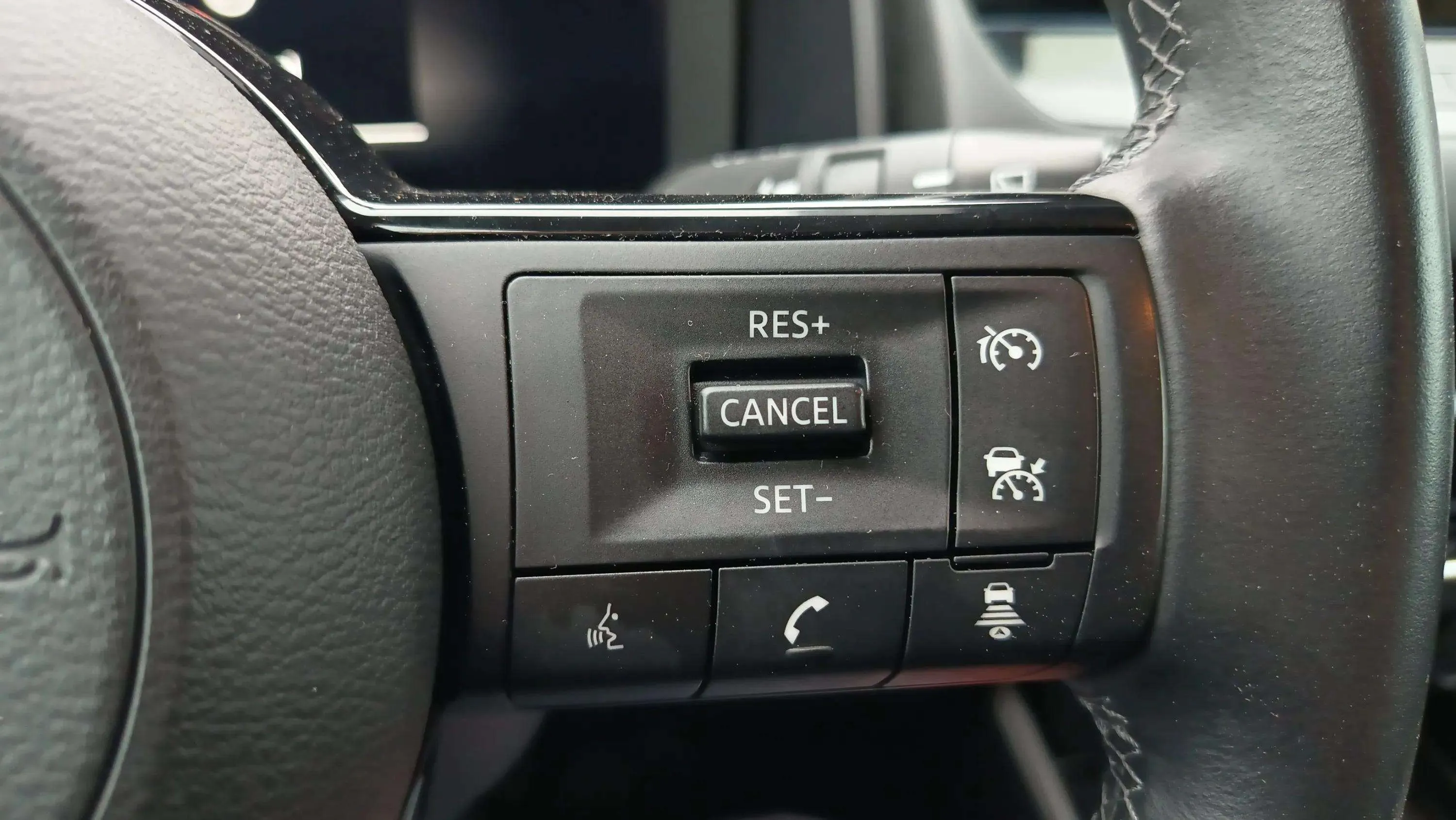 Nissan Qashqai DIG-T N-Connecta - foto 16