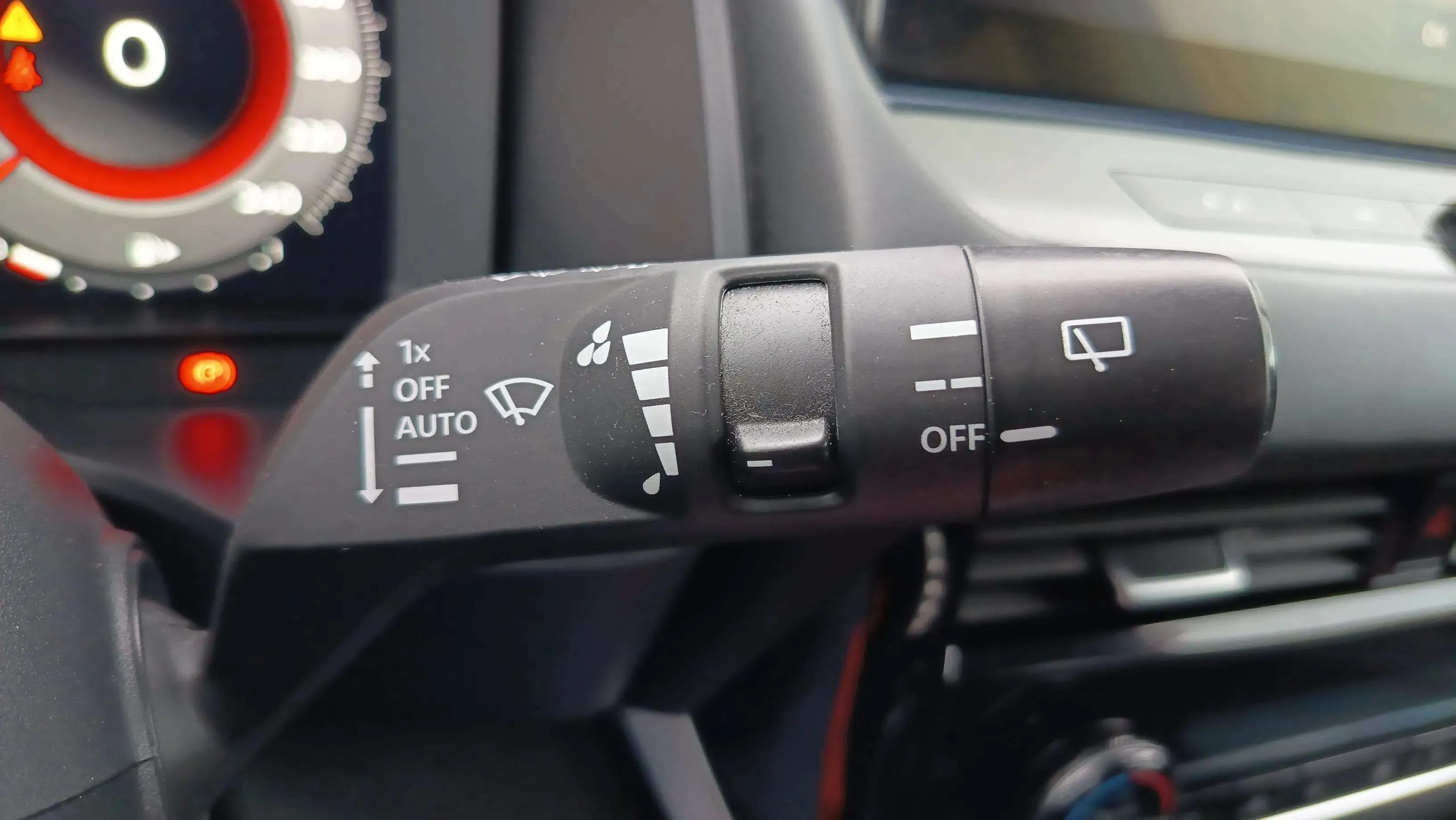 Nissan Qashqai DIG-T N-Connecta - foto 19