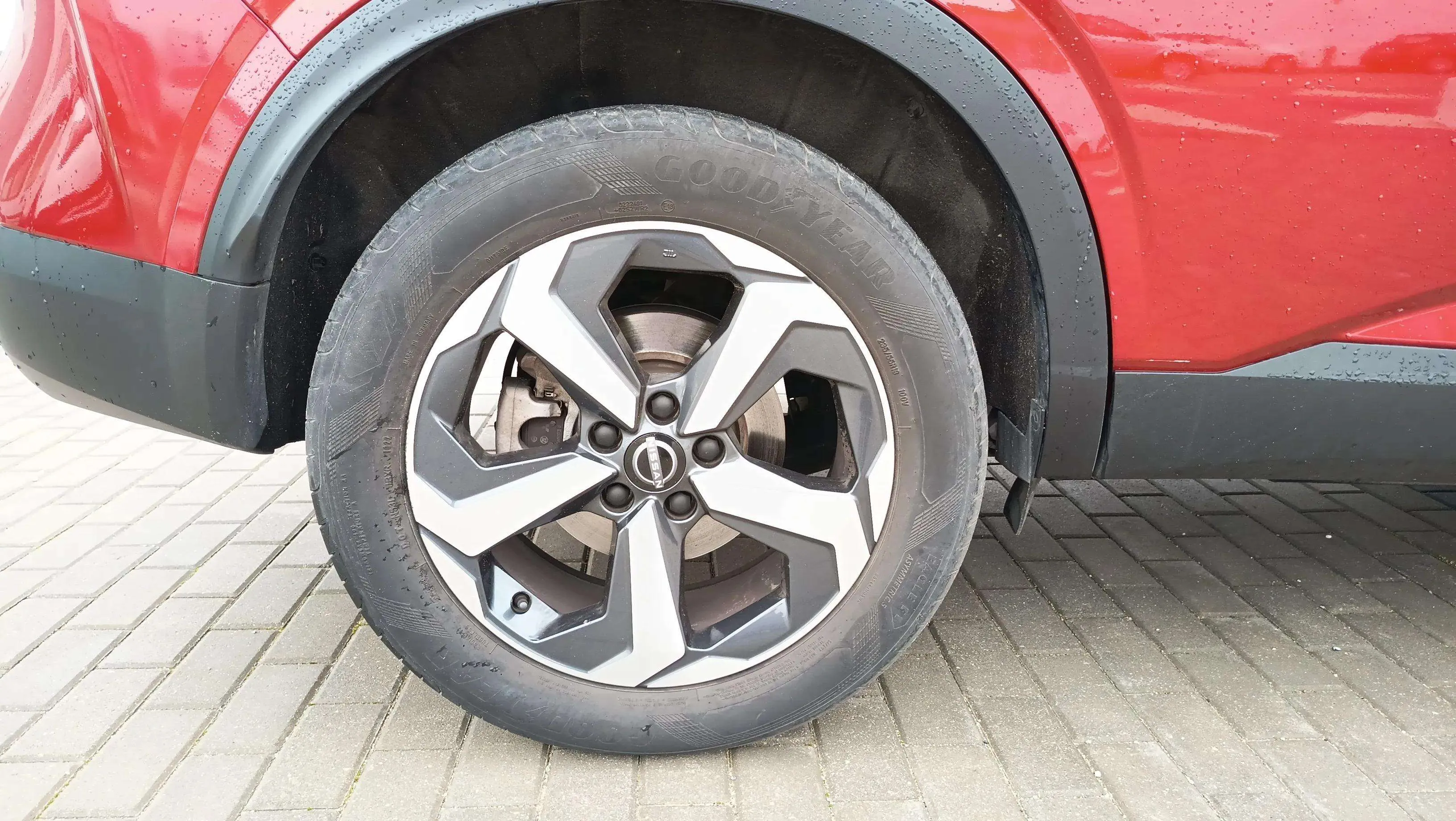 Nissan Qashqai DIG-T N-Connecta - foto 10
