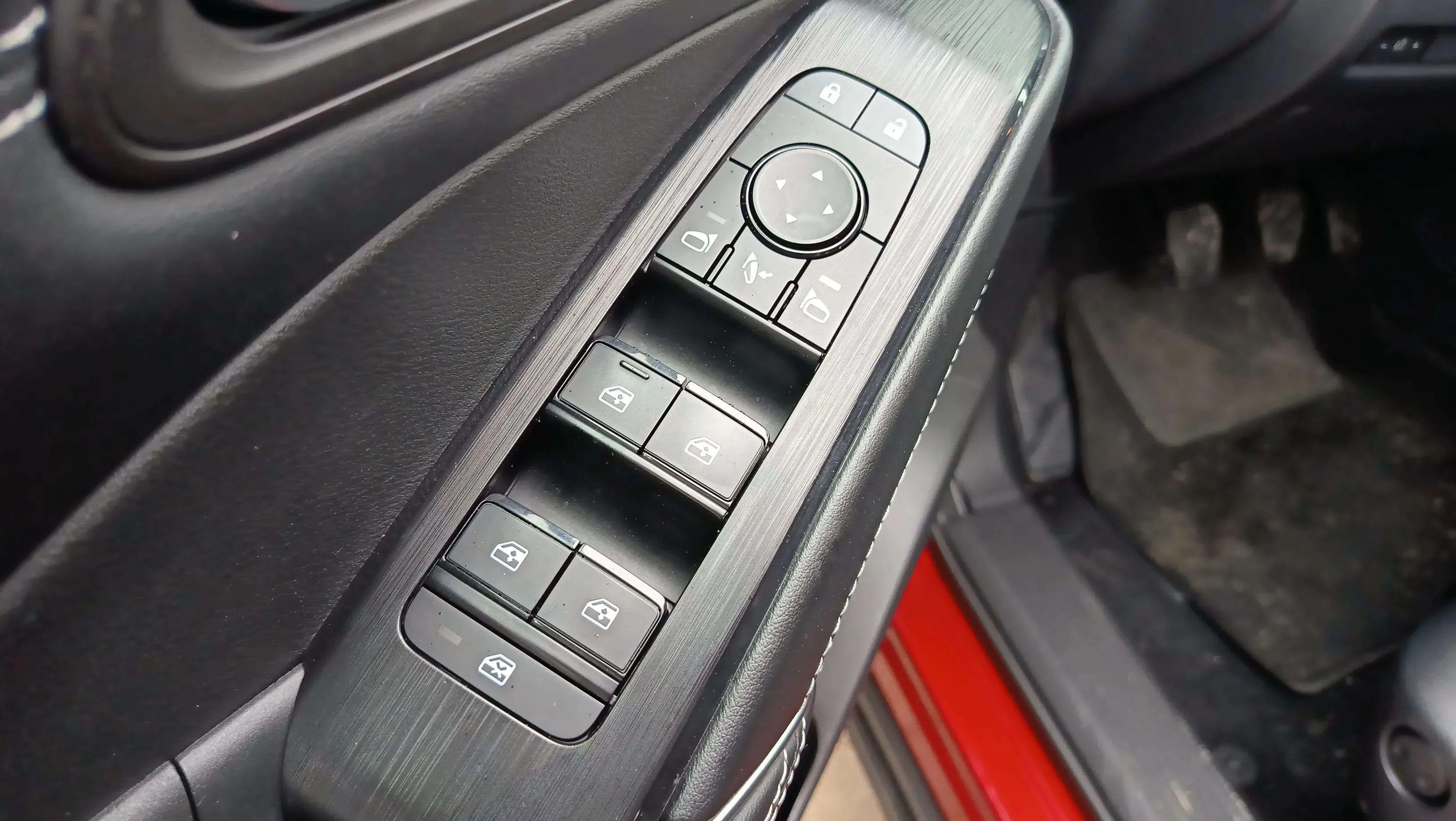 Nissan Qashqai DIG-T N-Connecta - foto 14