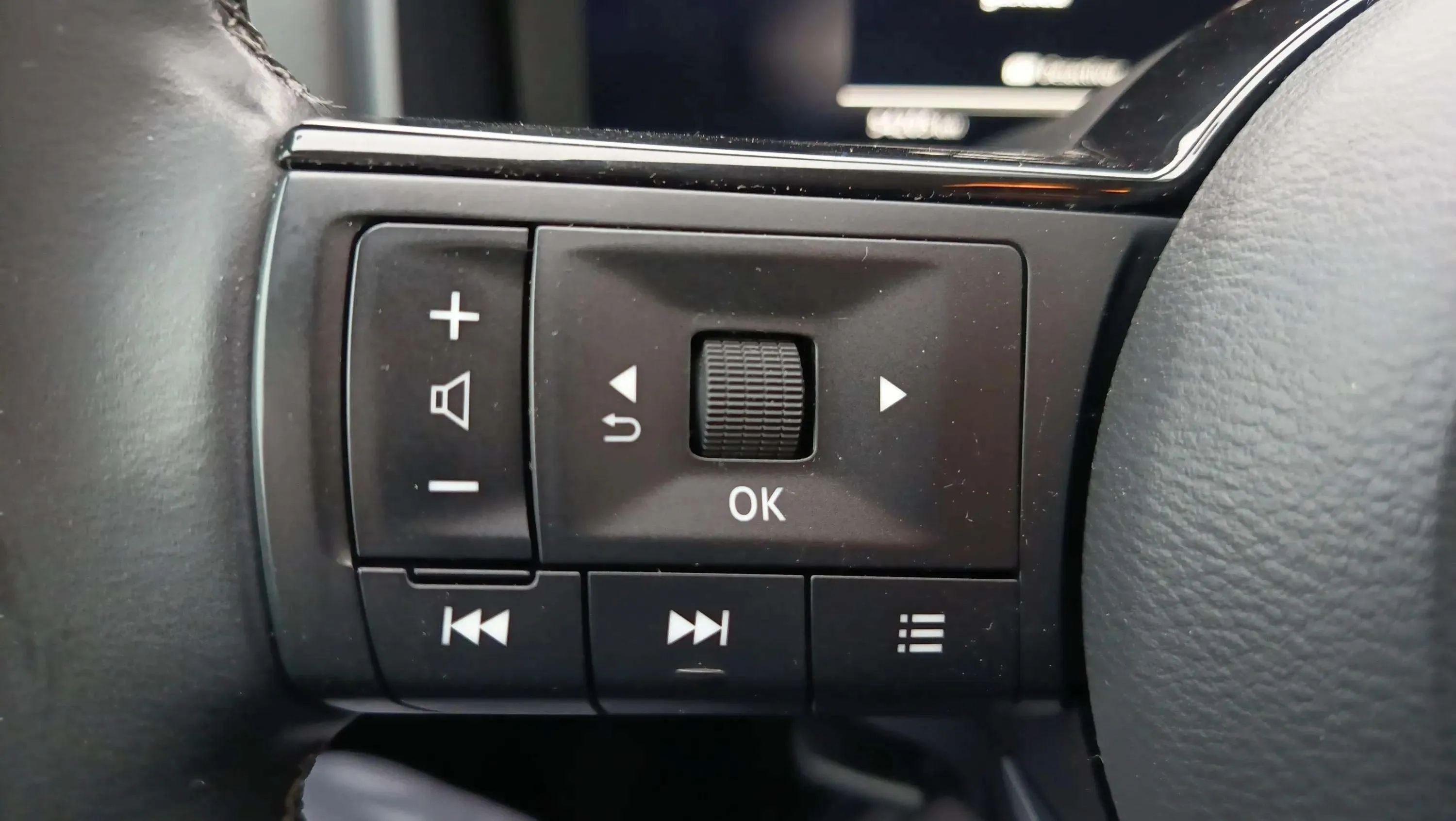 Nissan Qashqai DIG-T N-Connecta - foto 15