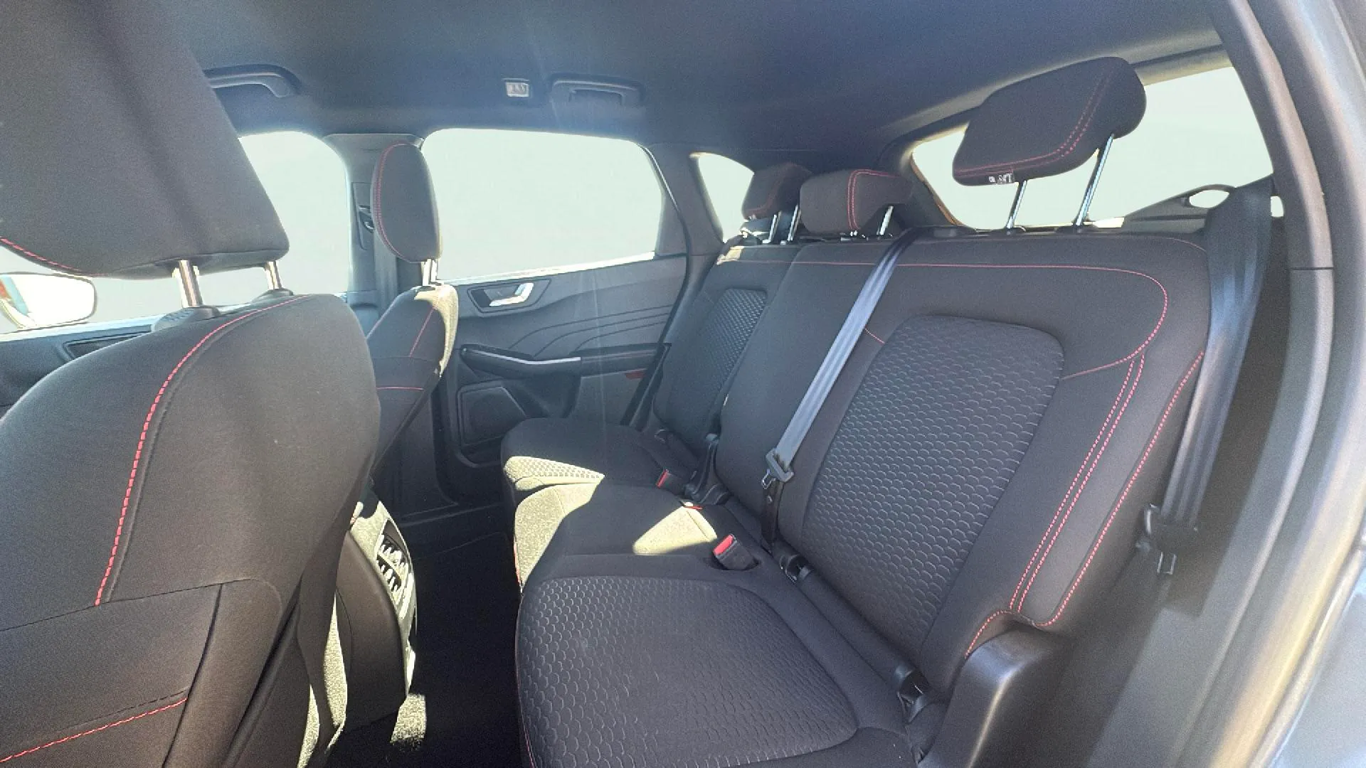 Ford Kuga ST-Line 1.5T EcoBoost - foto 18