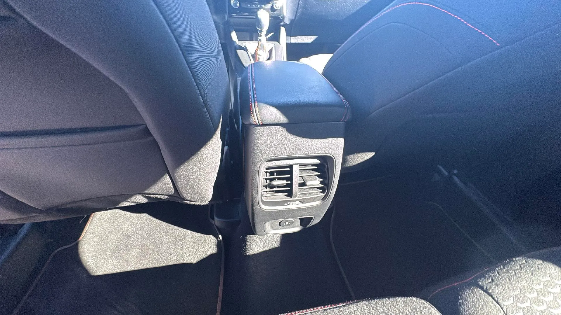Ford Kuga ST-Line 1.5T EcoBoost - foto 21
