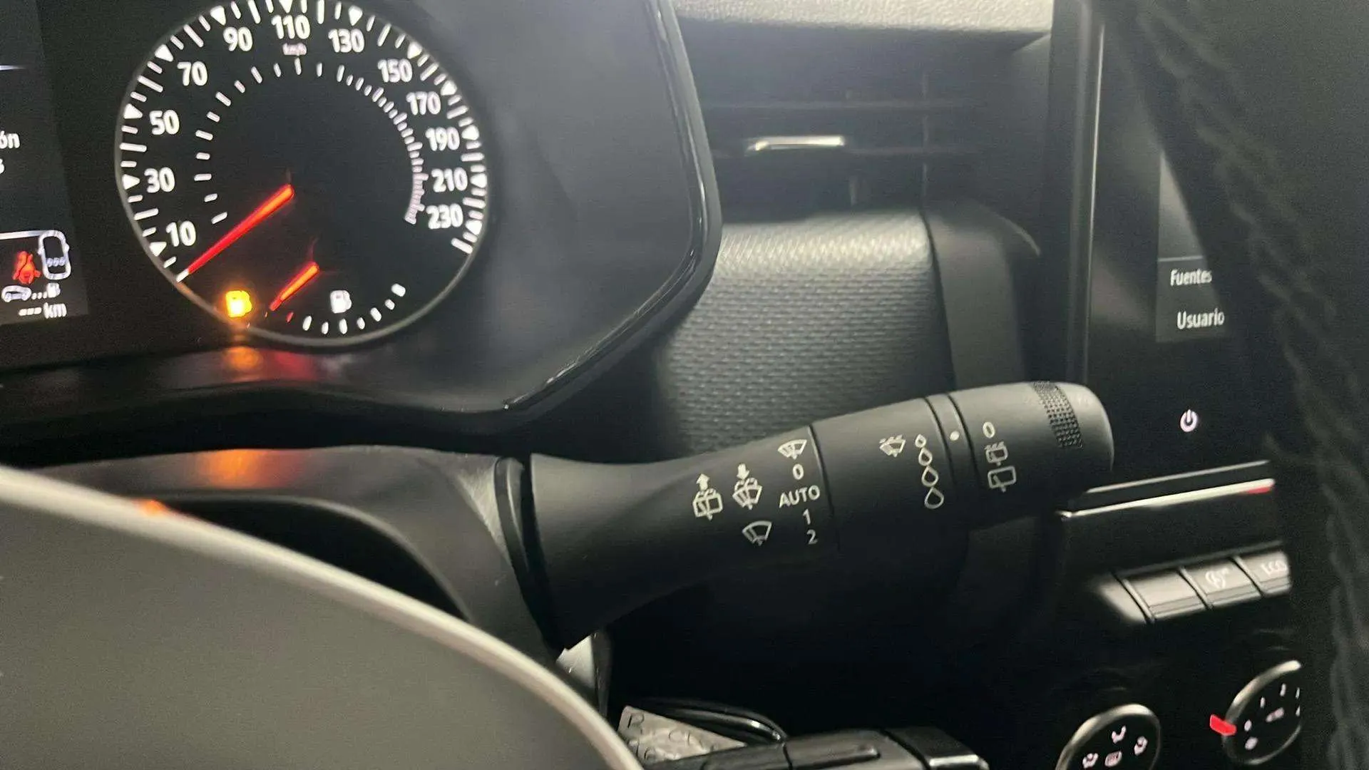 Renault Clio Equilibre TCe - foto 13