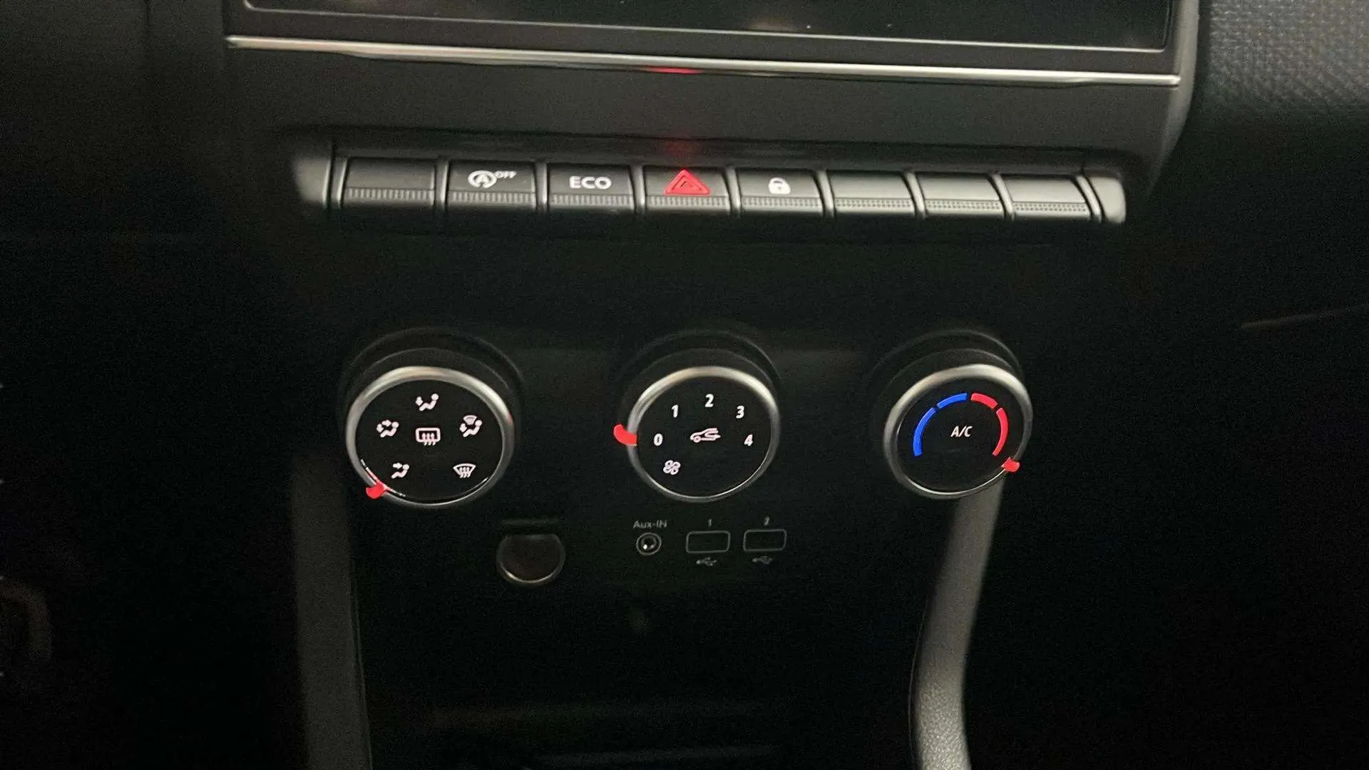 Renault Clio Equilibre TCe - foto 15