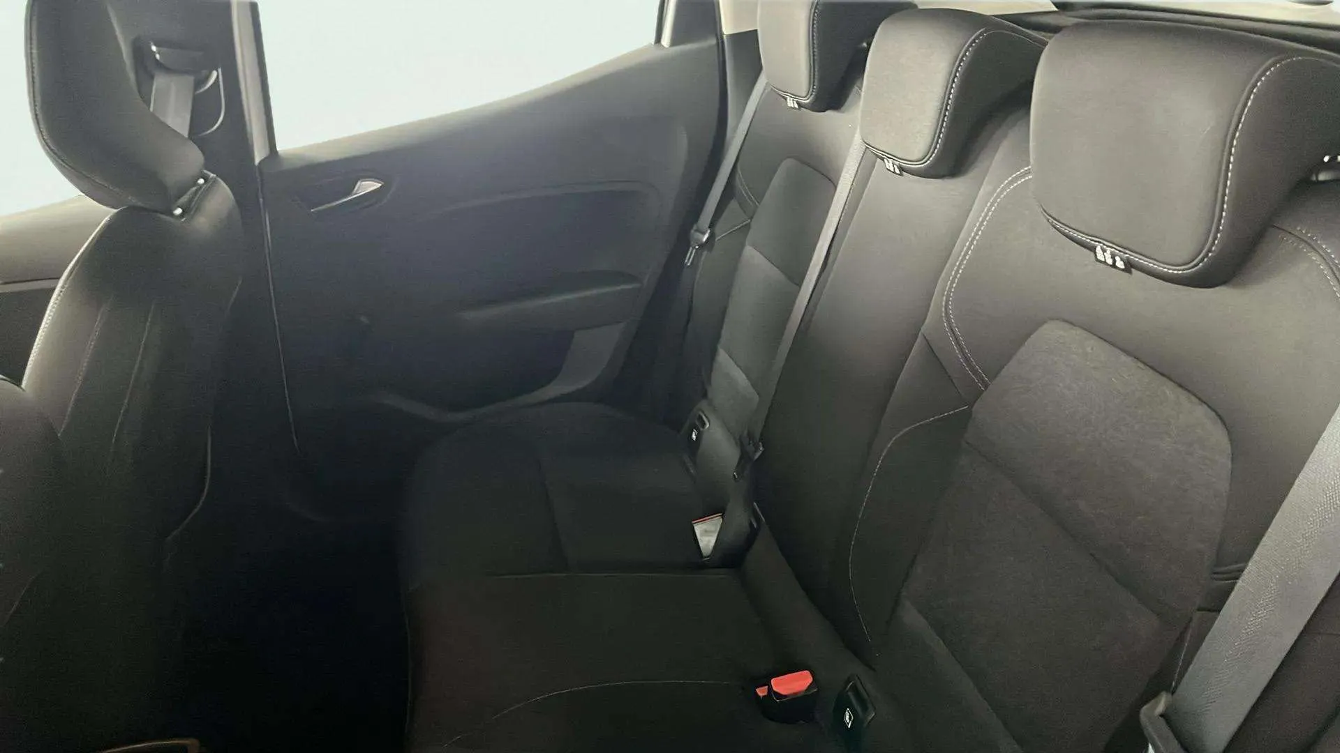 Renault Clio Equilibre TCe - foto 19