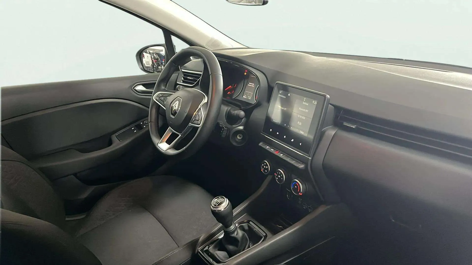 Renault Clio Equilibre TCe - foto 8