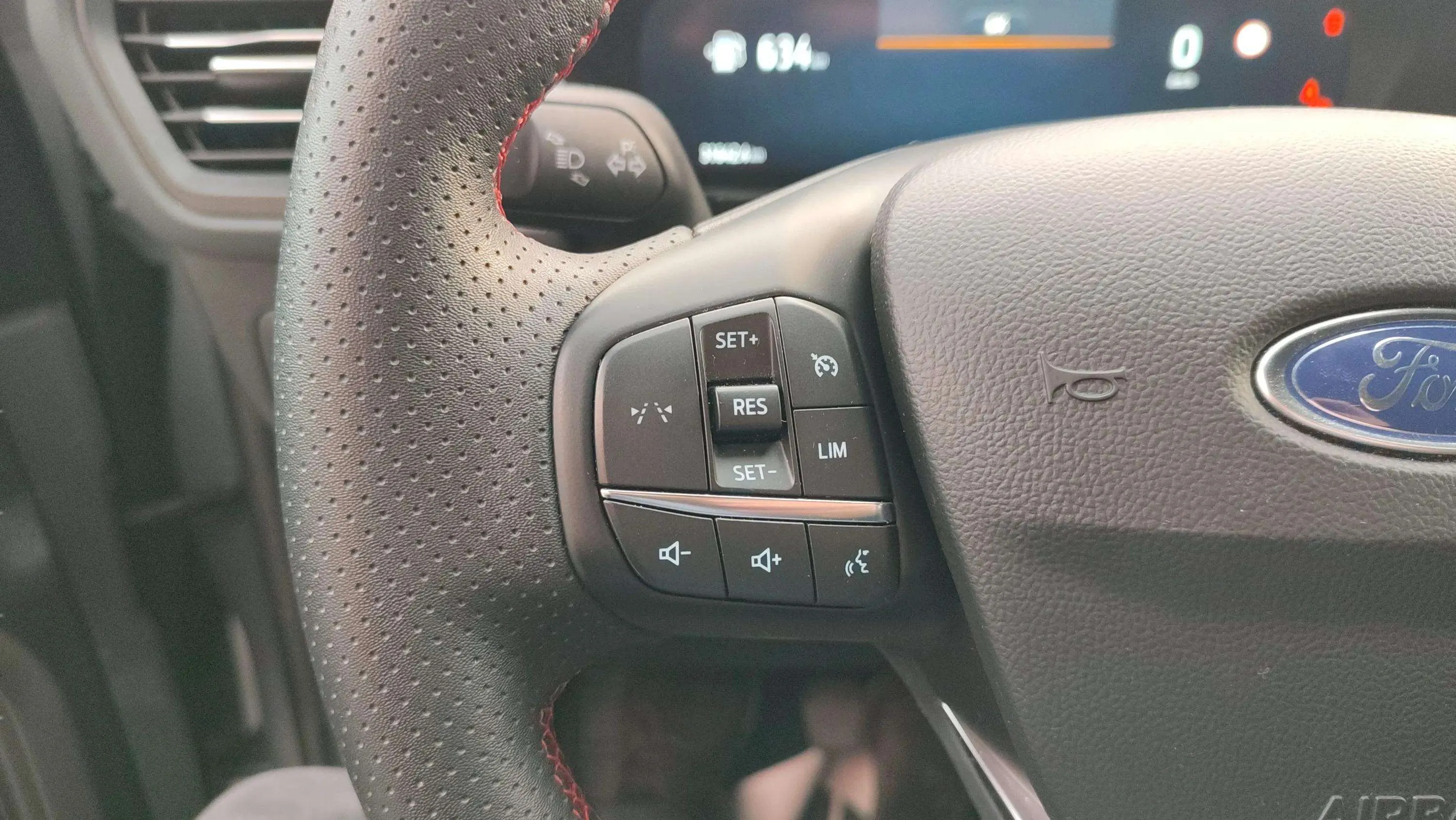 Ford Kuga ST-Line 1.5T EcoBoost - foto 13