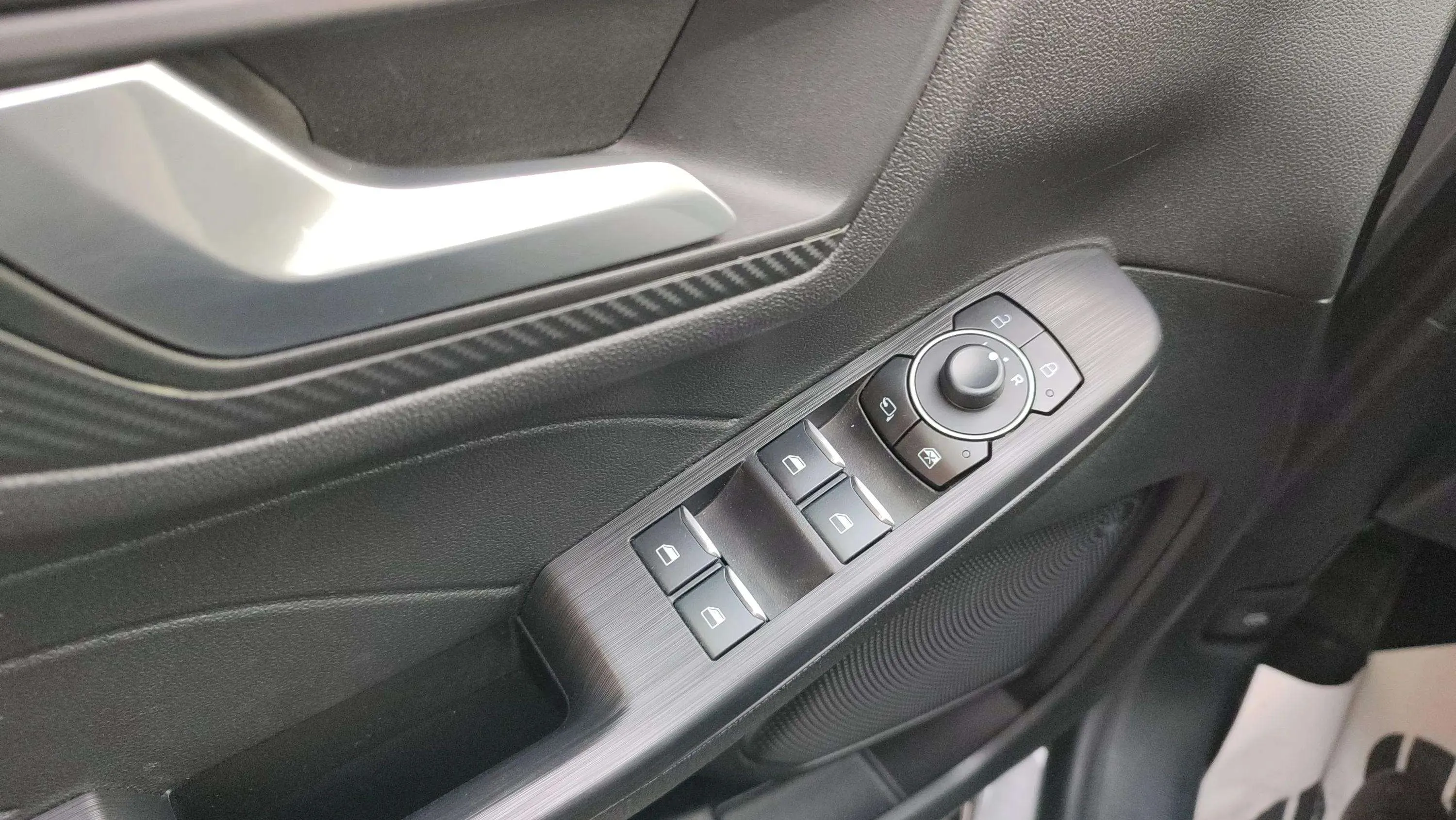 Ford Kuga ST-Line 1.5T EcoBoost - foto 20