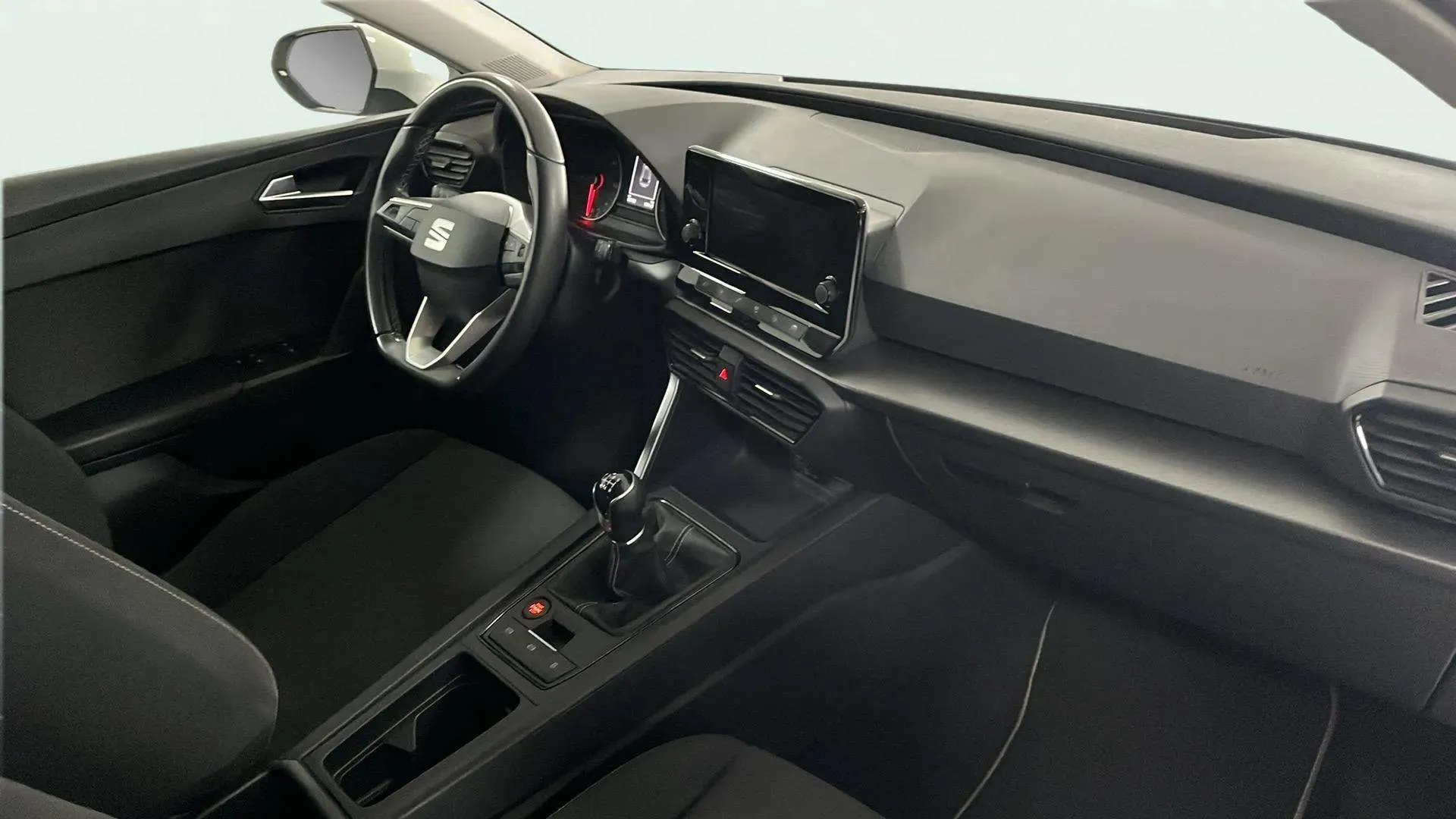 SEAT León 2.0 TDI Reference - foto 9