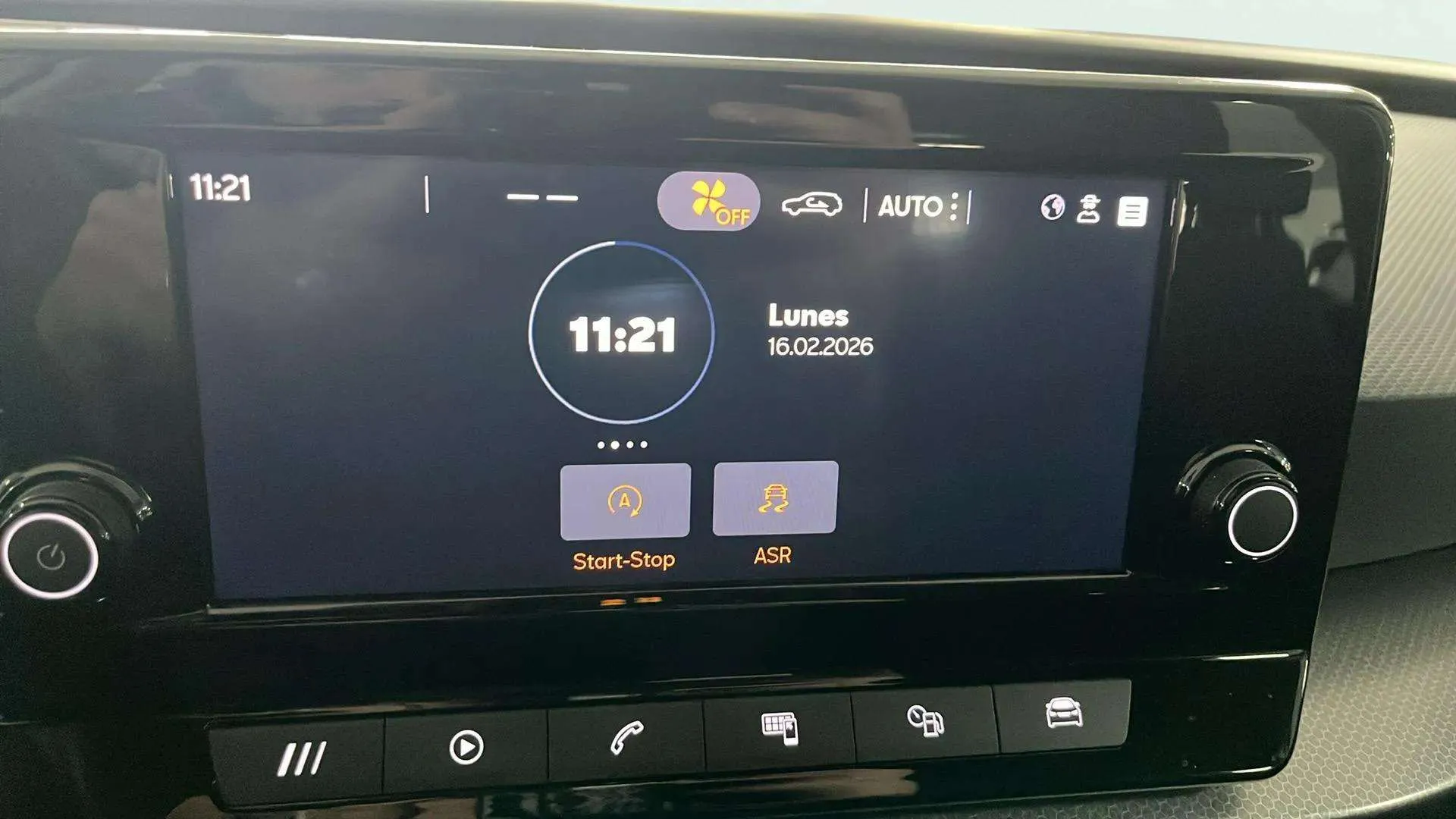 SEAT León 2.0 TDI Reference - foto 15