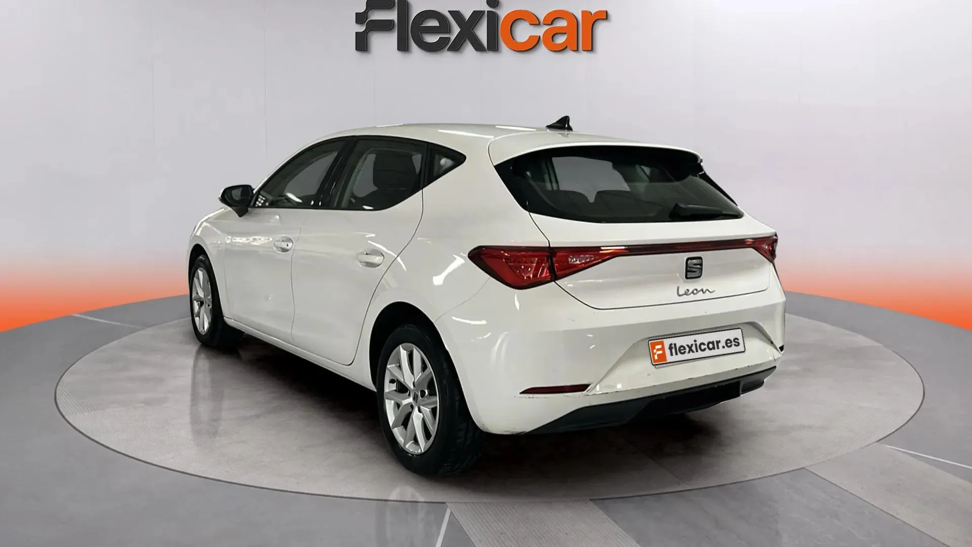 SEAT León 2.0 TDI Reference - foto 6