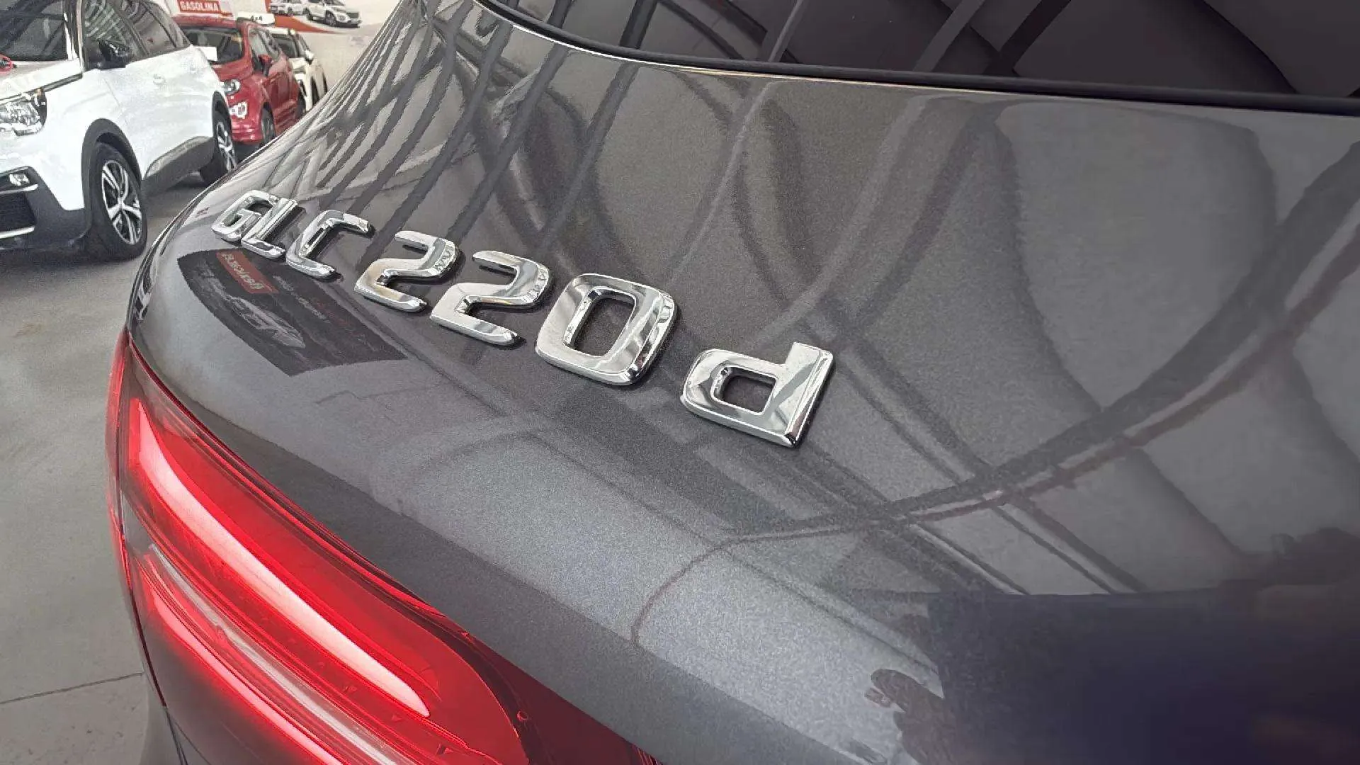 Mercedes-Benz GLC 220 d 4MATIC - foto 24
