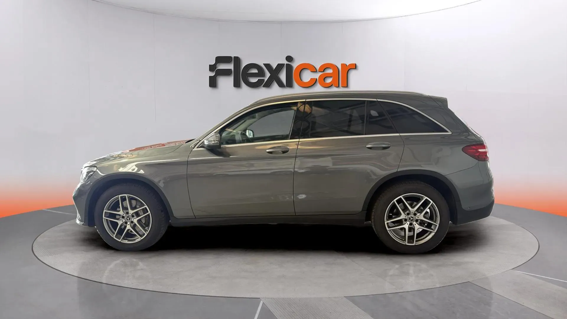 Mercedes-Benz GLC 220 d 4MATIC - foto 5