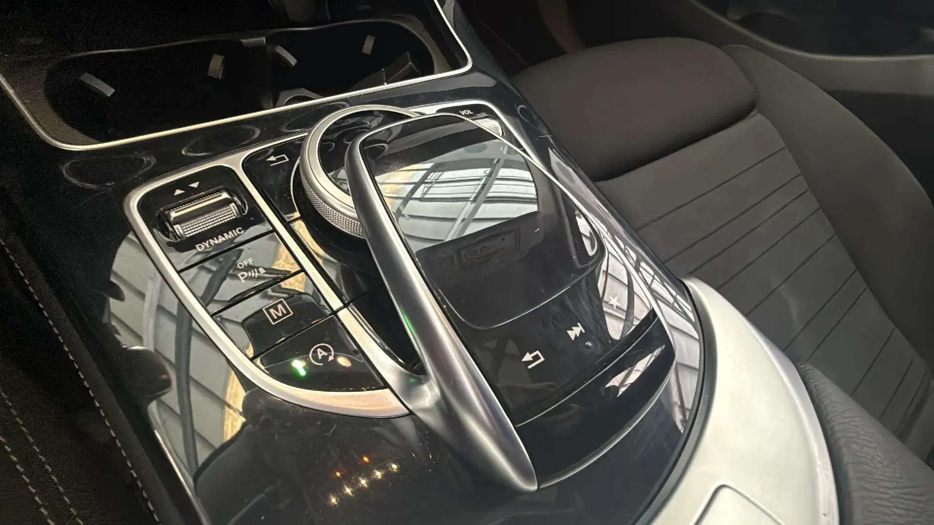 Mercedes-Benz GLC 220 d 4MATIC - foto 22