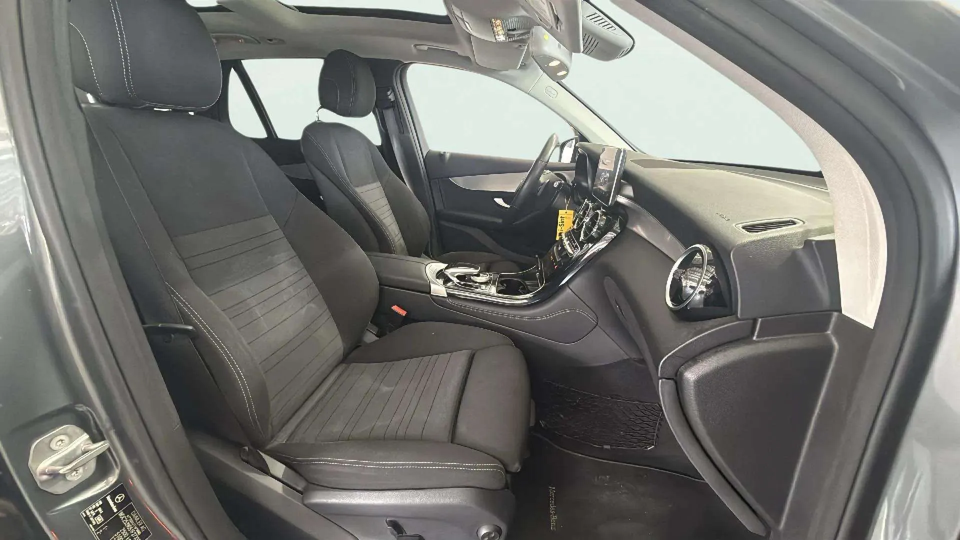 Mercedes-Benz GLC 220 d 4MATIC - foto 18