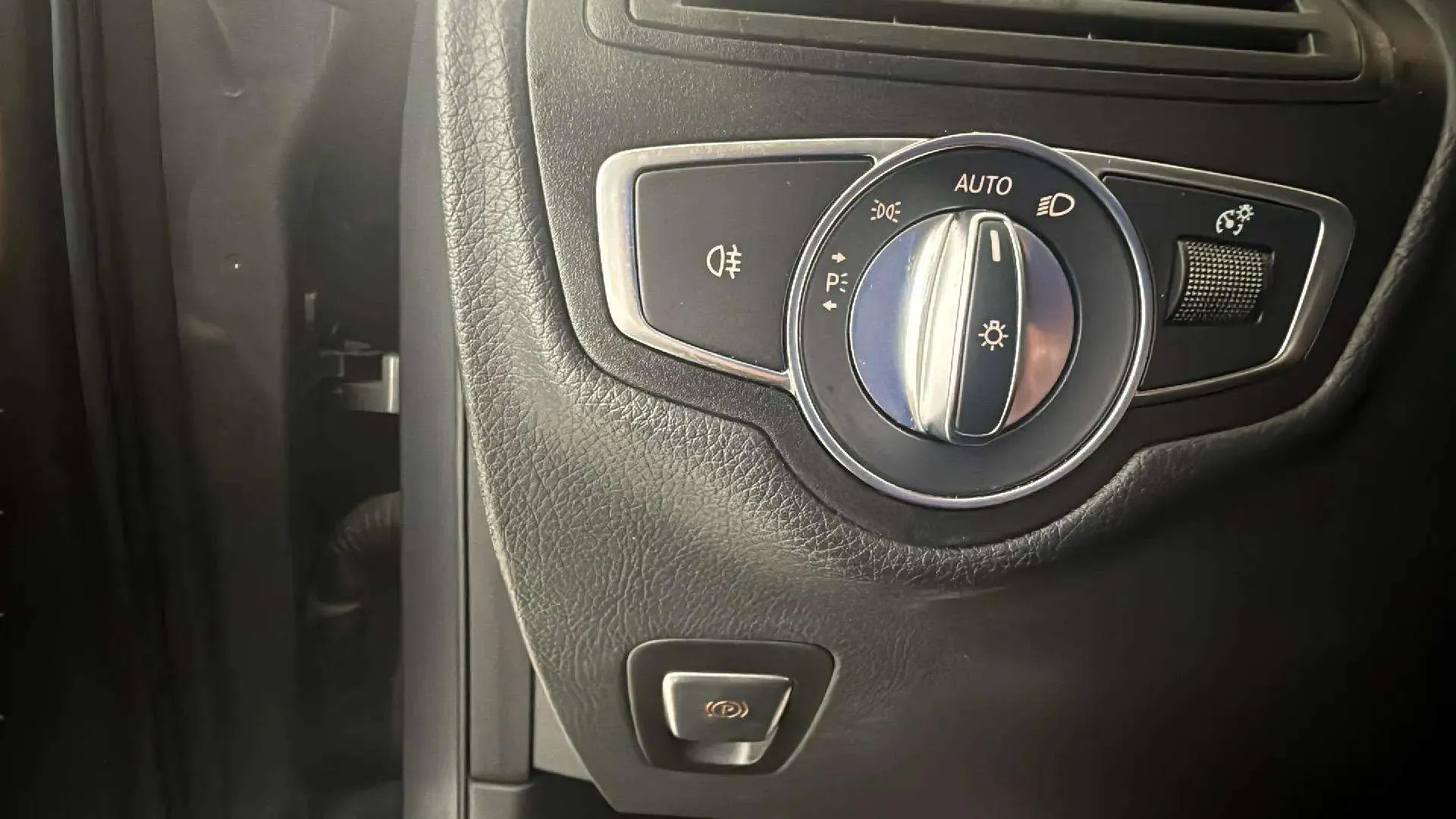 Mercedes-Benz GLC 220 d 4MATIC - foto 14