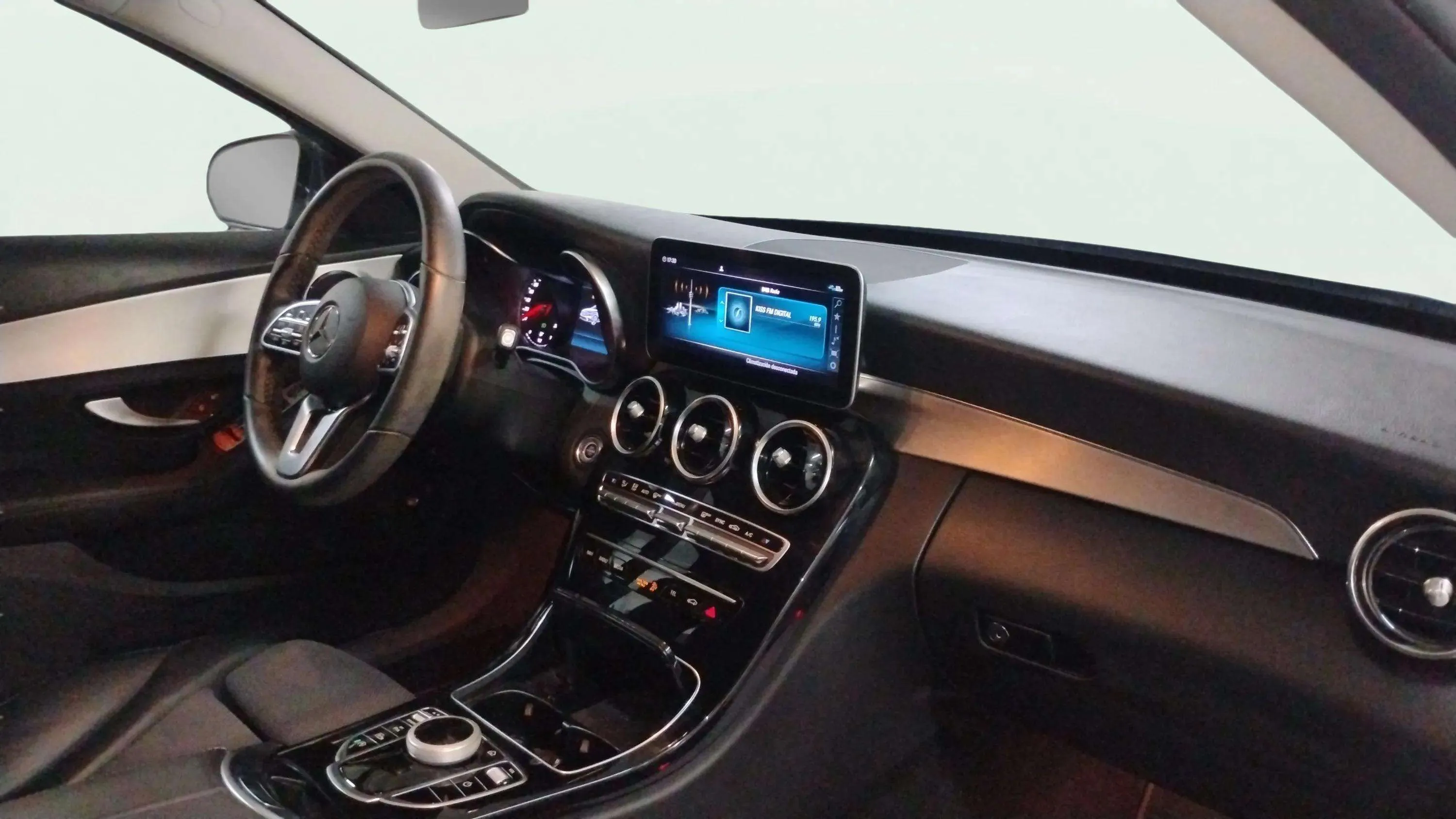 Mercedes-Benz Clase C C 200 - foto 9