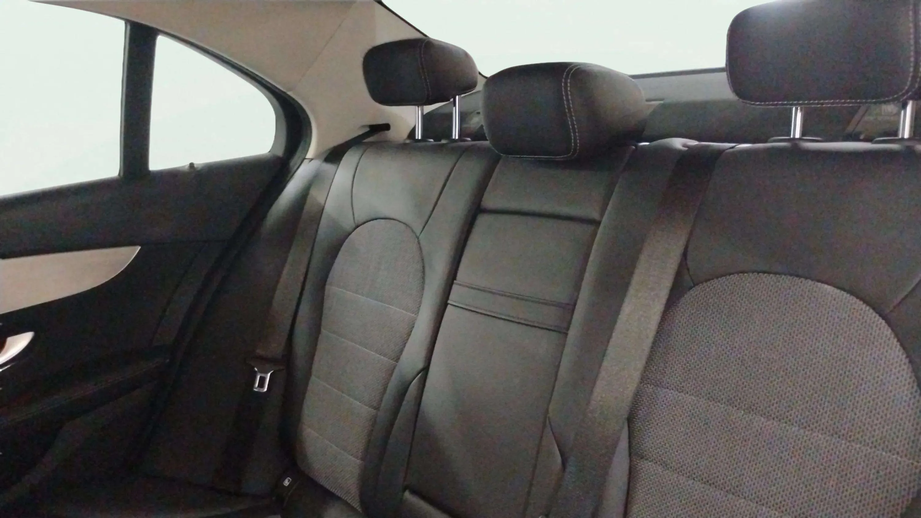 Mercedes-Benz Clase C C 200 - foto 14
