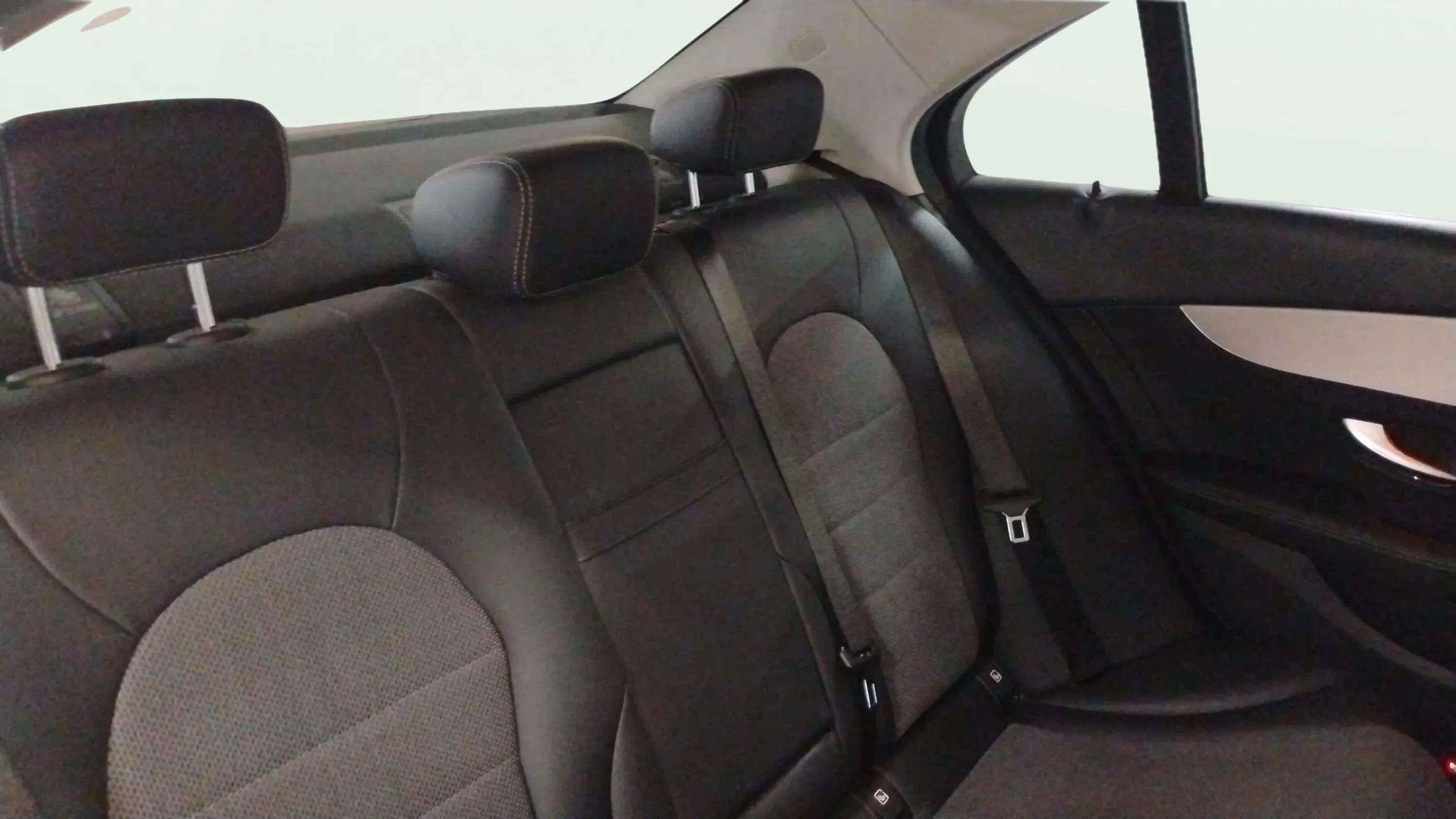 Mercedes-Benz Clase C C 200 - foto 17