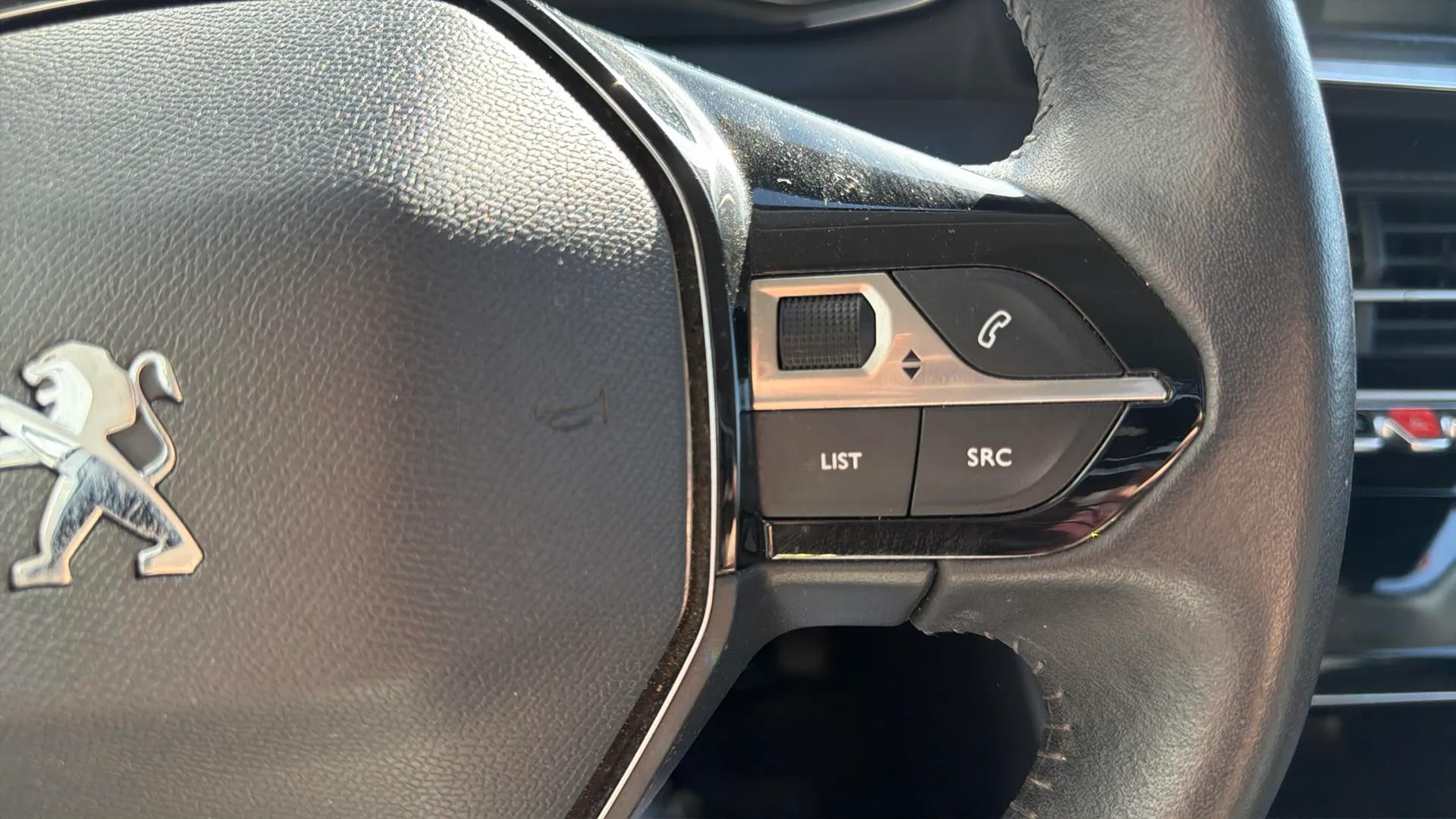 Peugeot 208 PureTech Allure - foto 16