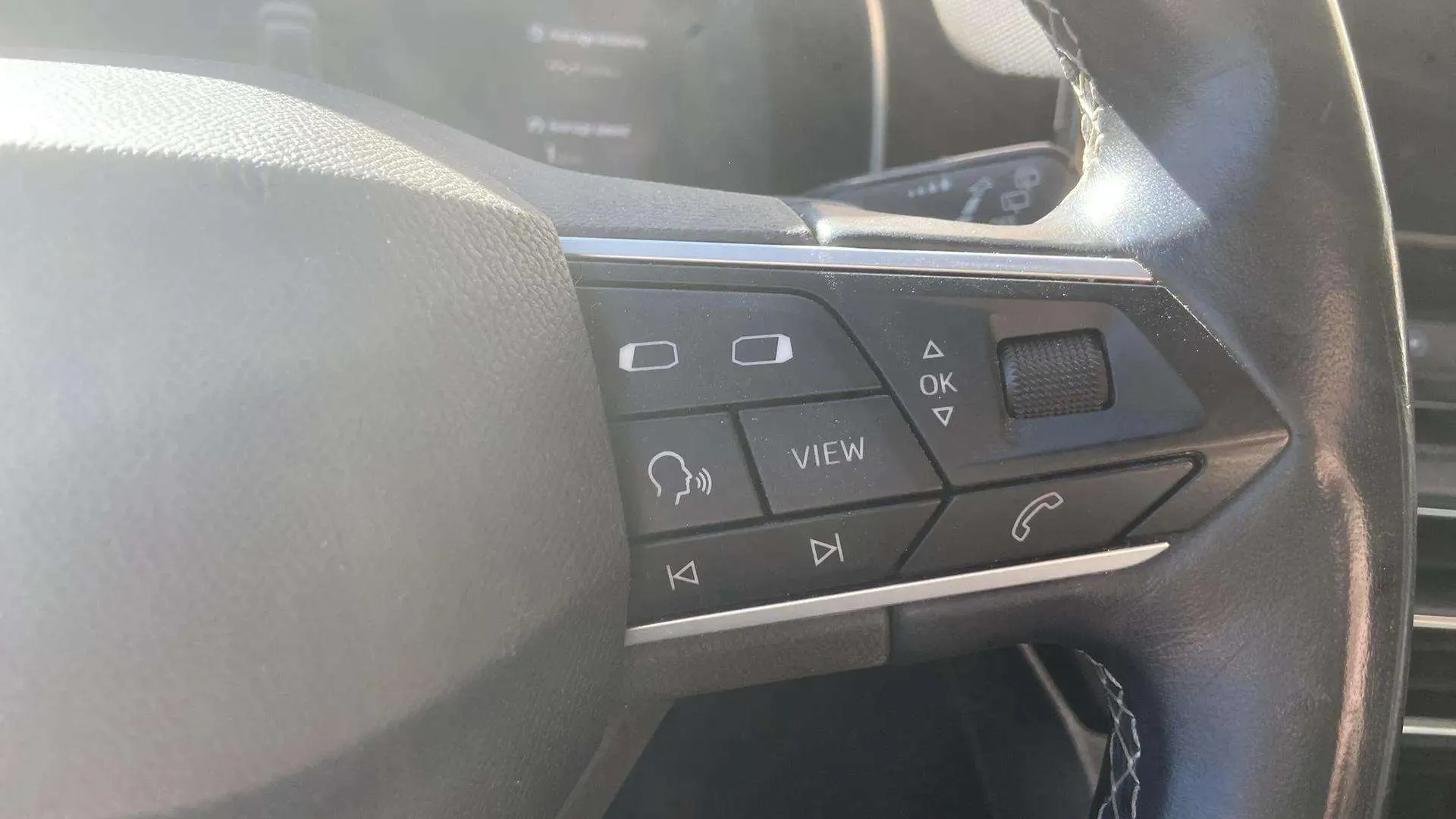 SEAT León 1.0 eTSI DSG-7 Style - foto 15