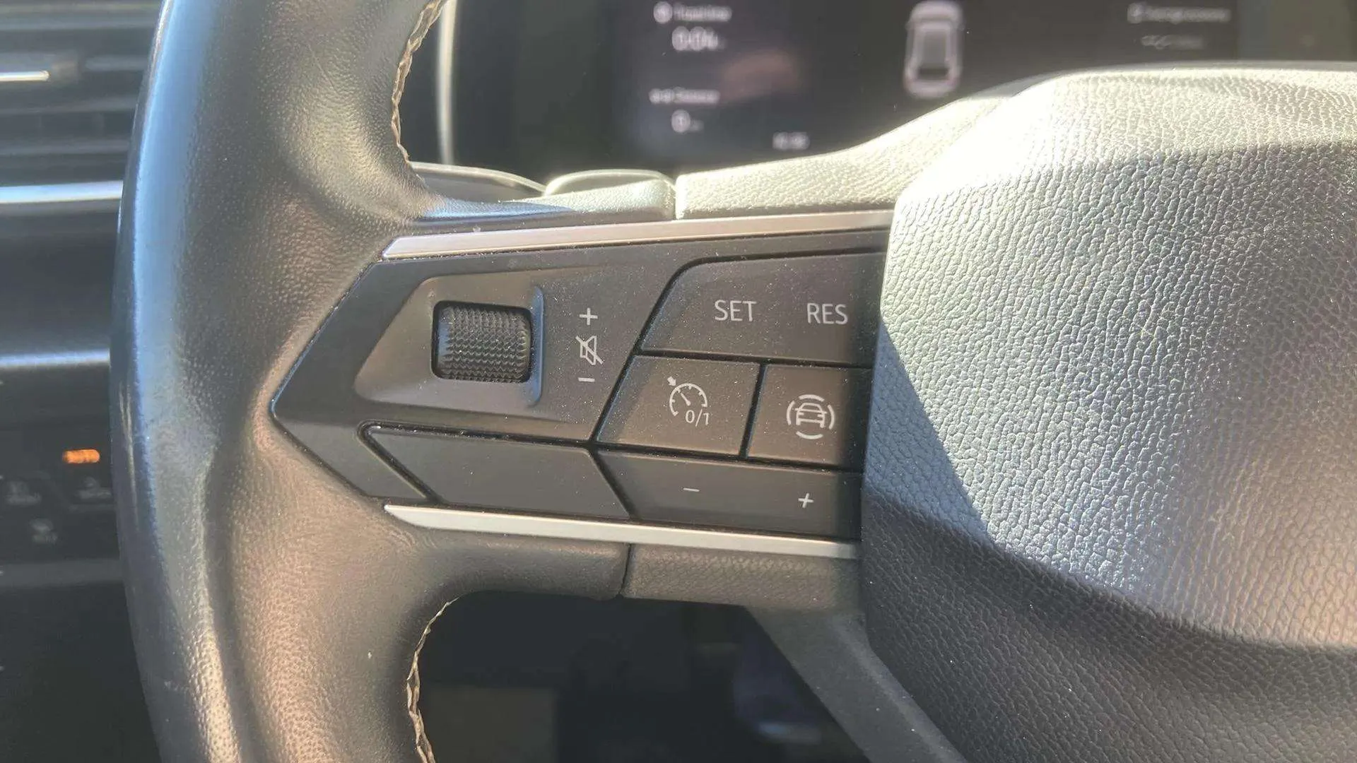 SEAT León 1.0 eTSI DSG-7 Style - foto 14