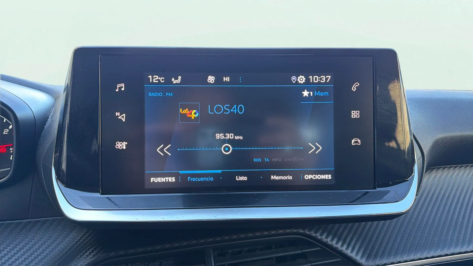 Peugeot 208 PureTech Allure - foto 17