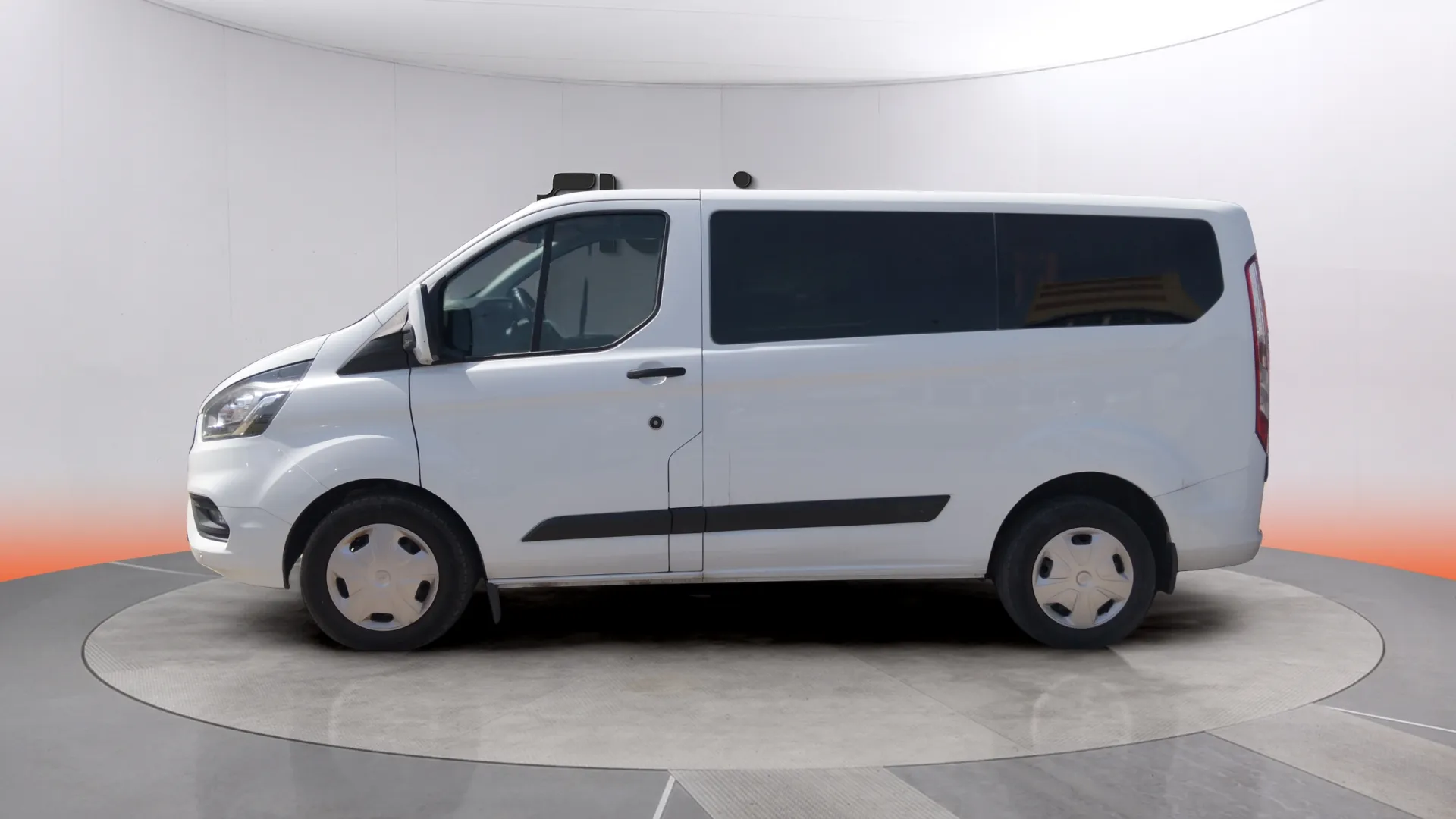 Ford Transit Custom Kombi 2.0 TDCi 320 L1 Trend - foto 4