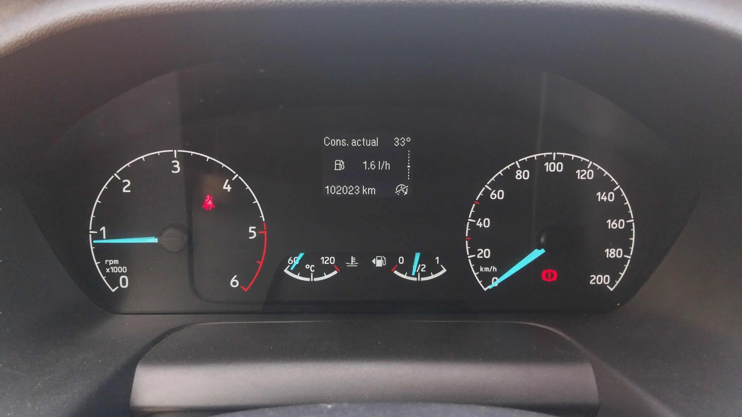 Ford Transit Custom Kombi 2.0 TDCi 320 L1 Trend - foto 15
