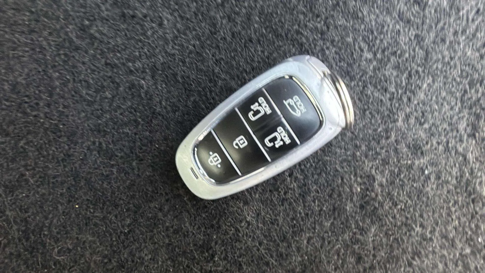 Hyundai Staria 2.2 CRDi Tecno 9S - foto 26