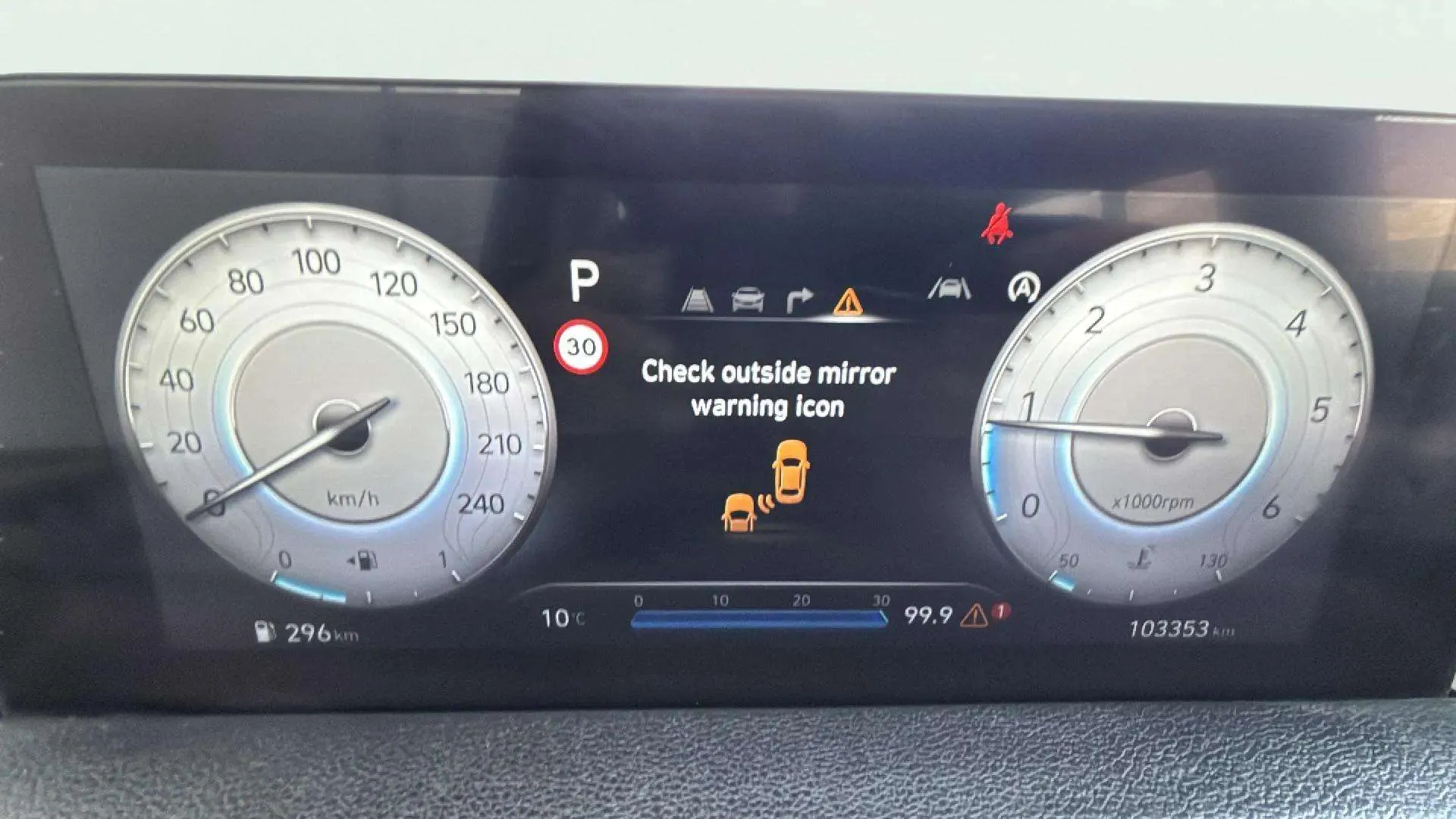 Hyundai Staria 2.2 CRDi Tecno 9S - foto 11