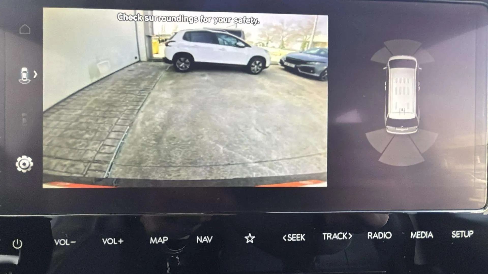 Hyundai Staria 2.2 CRDi Tecno 9S - foto 12