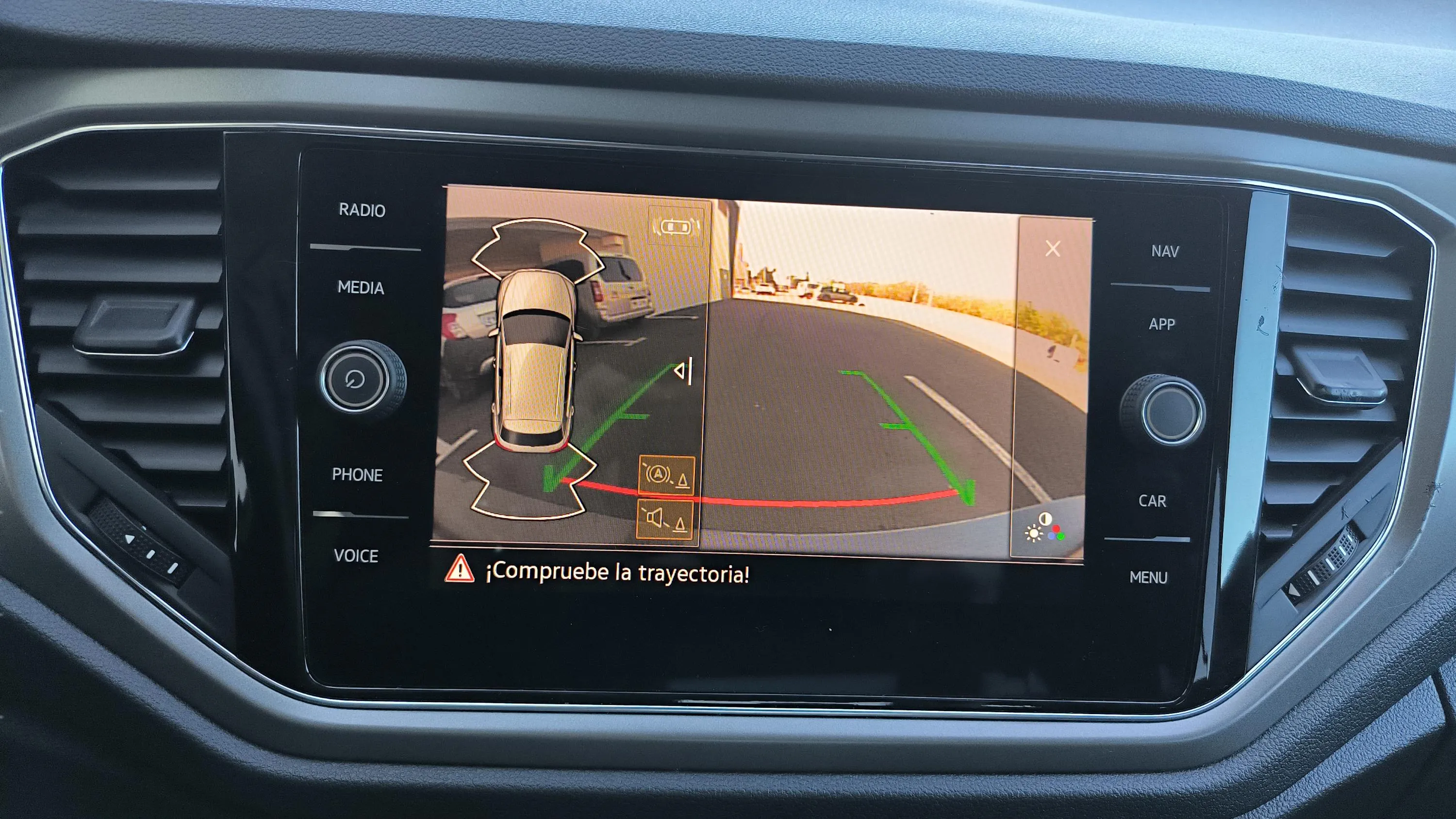 Volkswagen T-Roc Advance Style 2.0 TDI DSG - foto 16