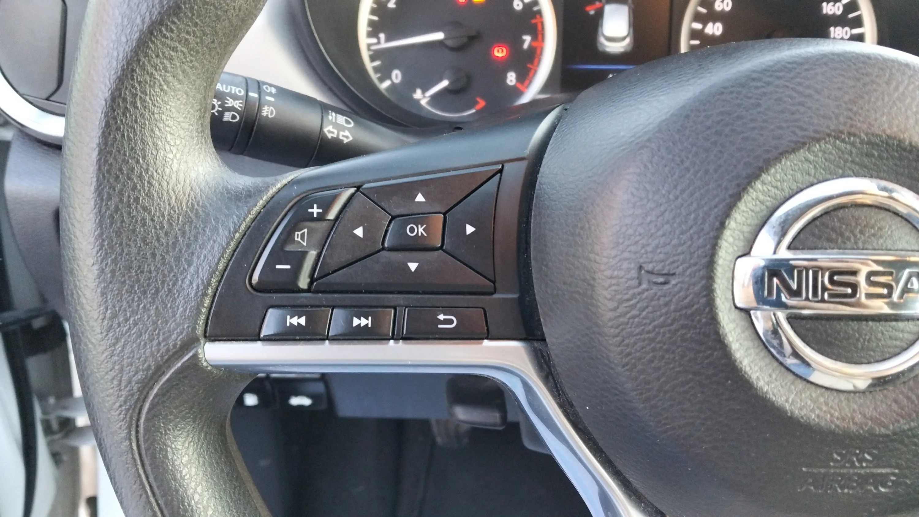 Nissan Micra IG-T E6D-F Acenta - foto 13